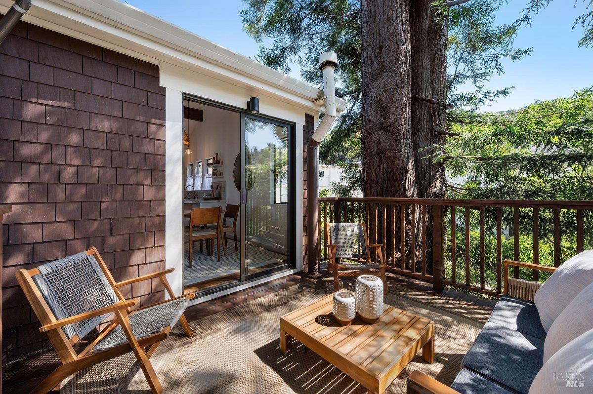 412 Johnson Street # 4