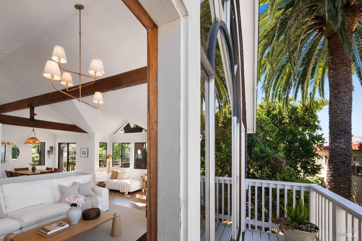 412 Johnson Street # 4