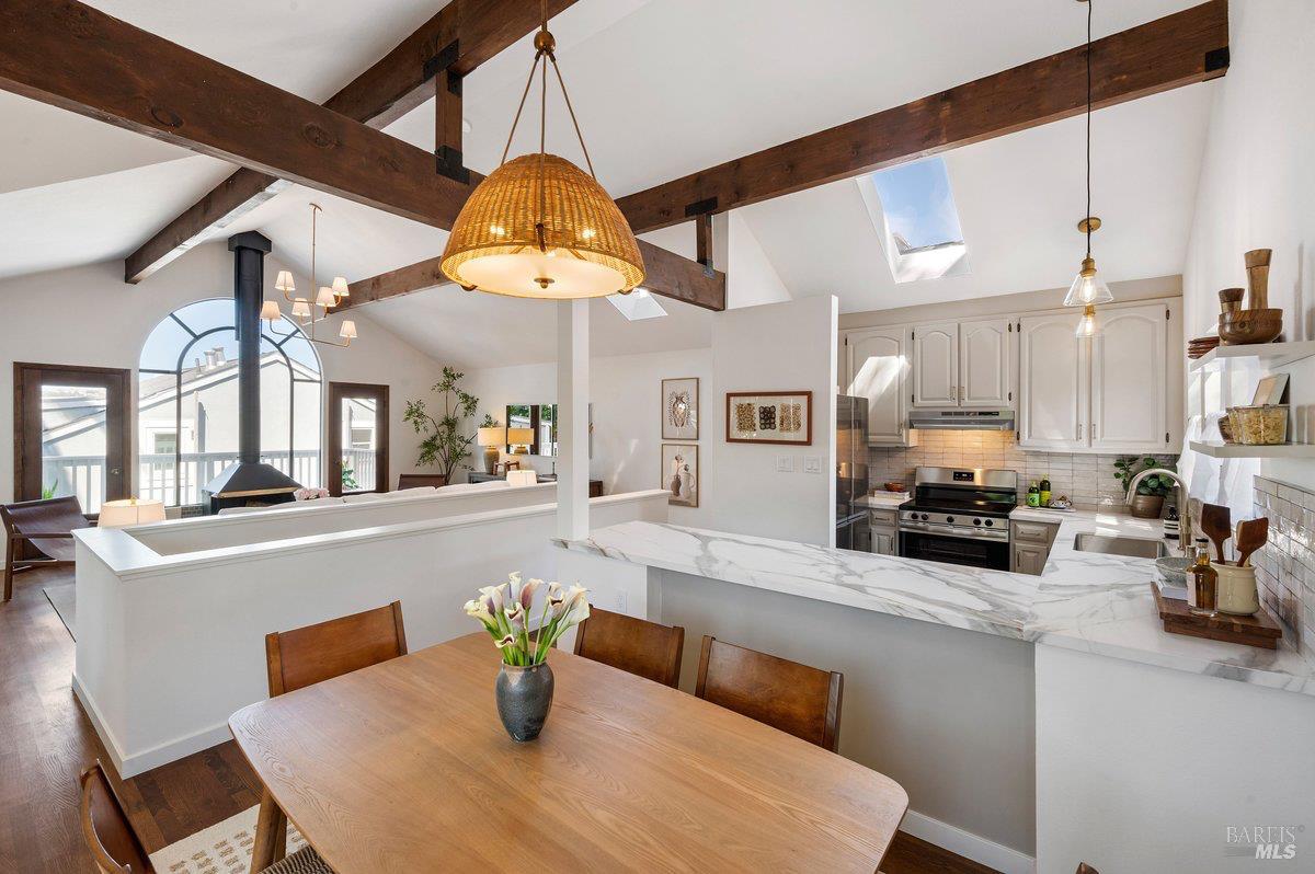 412 Johnson Street # 4