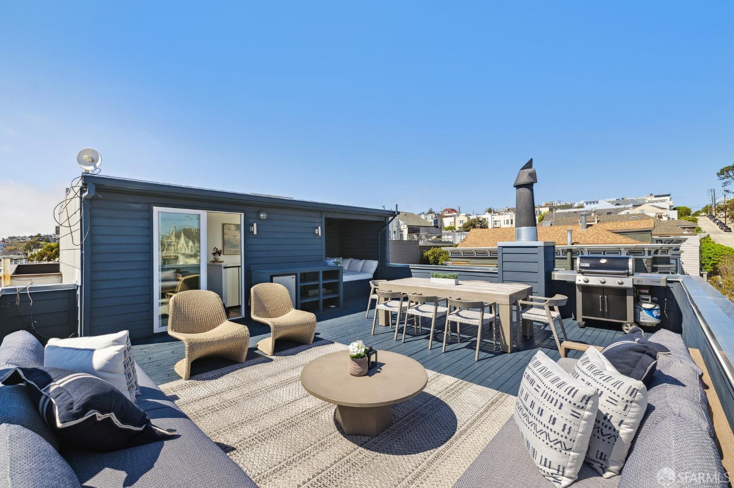 2119 Scott Street