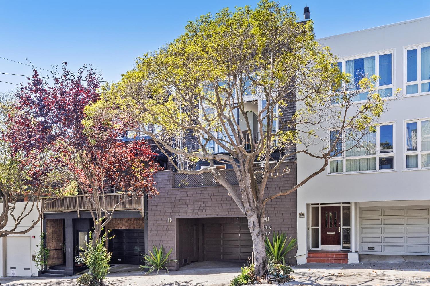 2119 Scott Street
