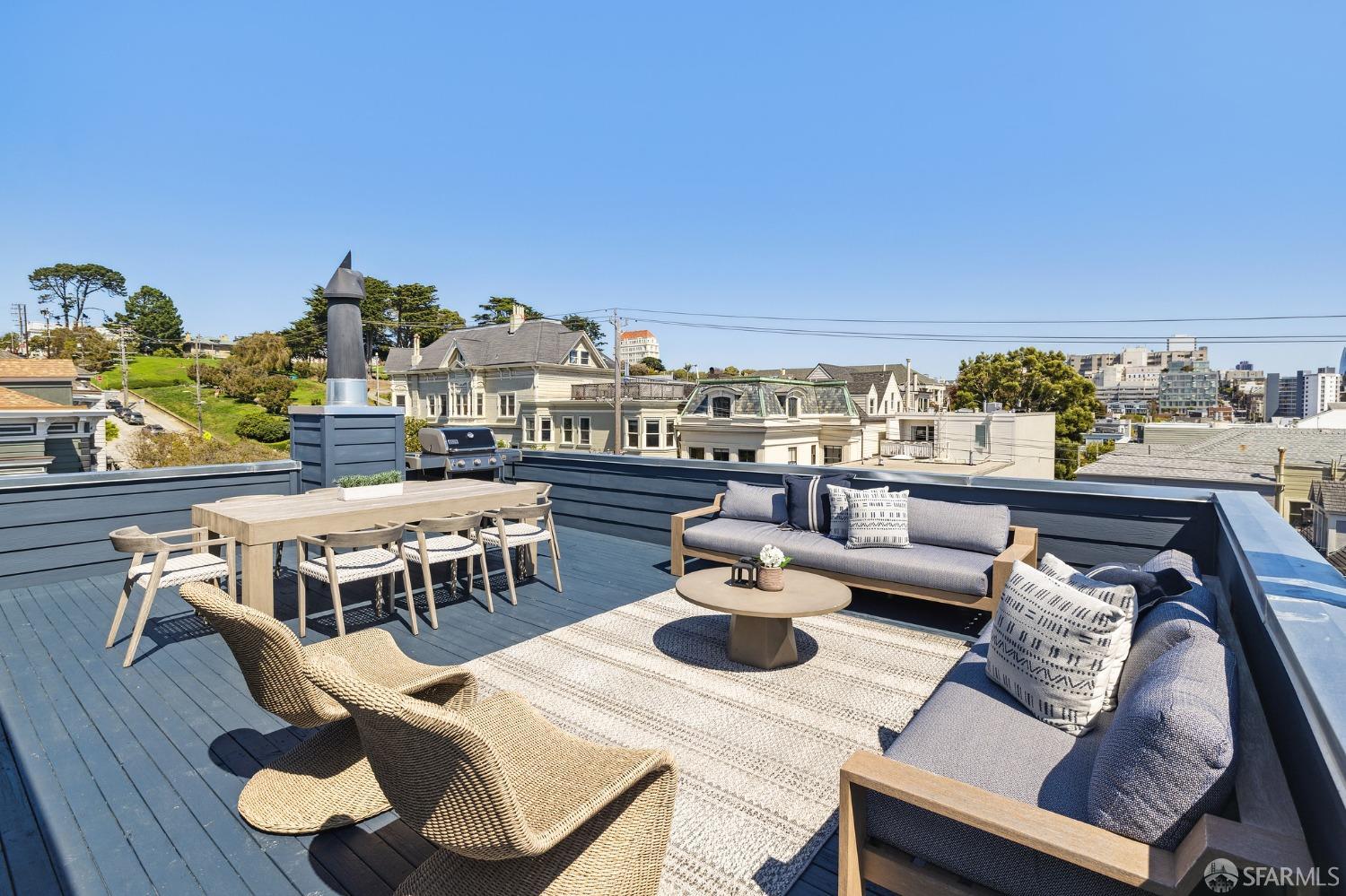 2119 Scott Street
