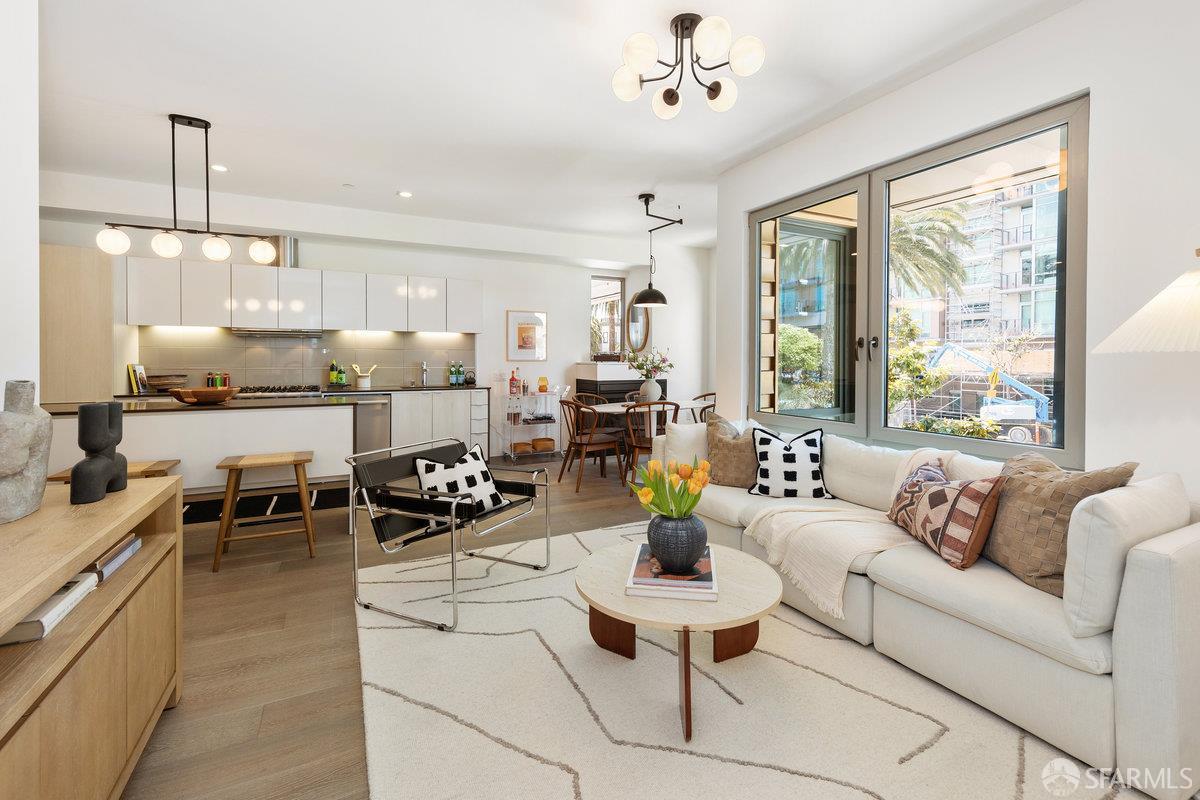 35 Dolores Street # 201