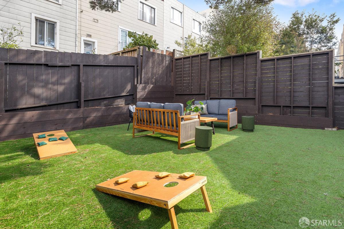 112 Stanyan Street