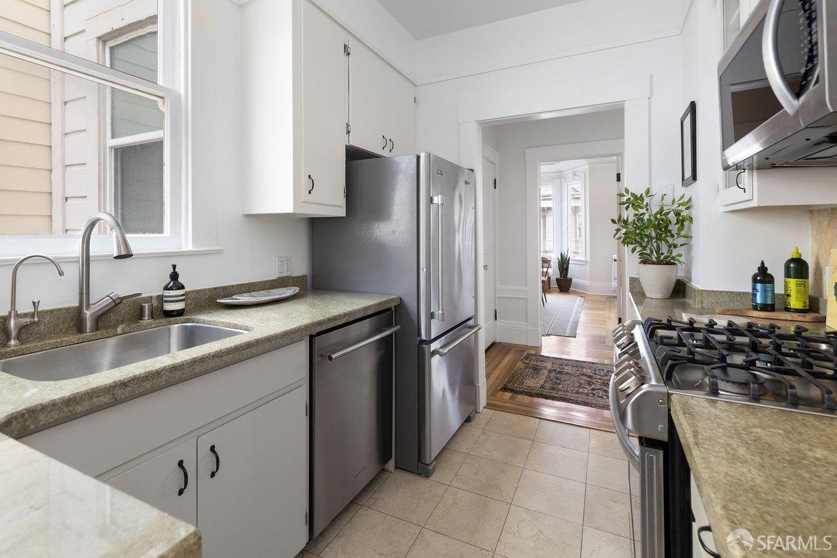 2051 Scott Street # 403