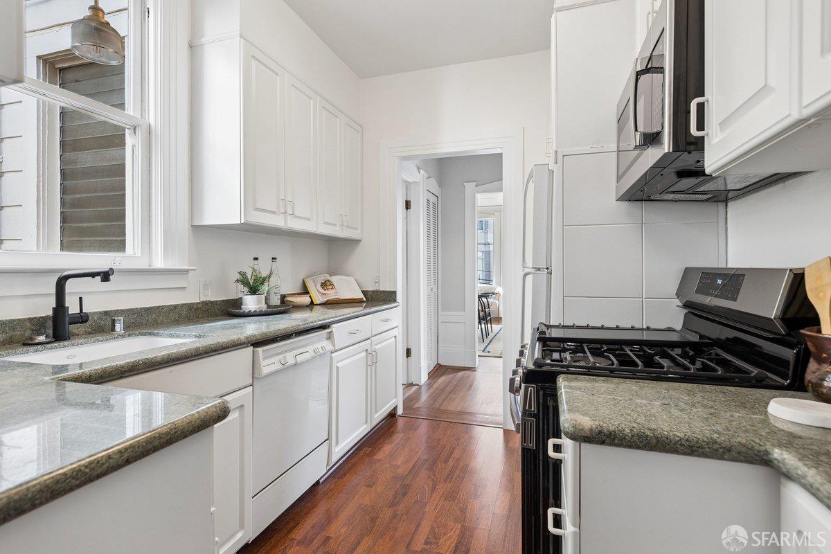 2051 Scott Street # 303