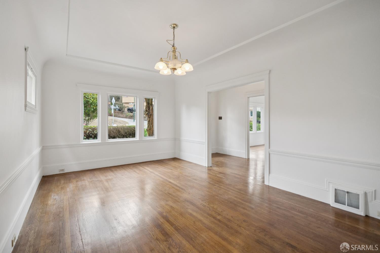 198 Vasquez Avenue