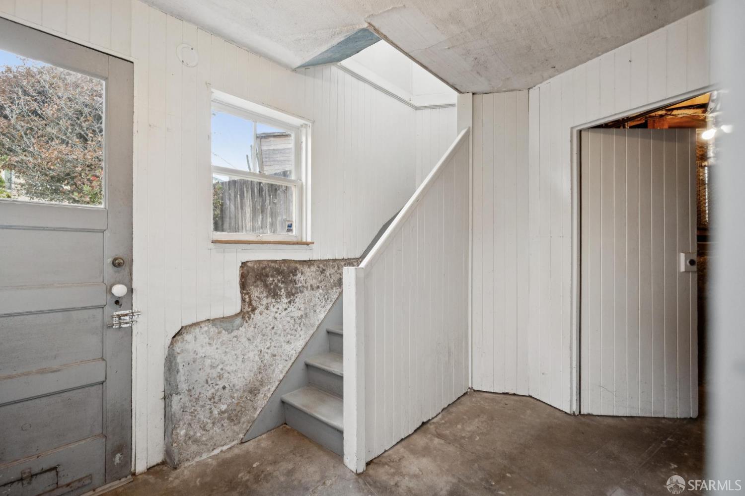 198 Vasquez Avenue