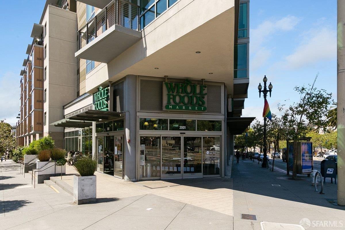 257 Waller Street