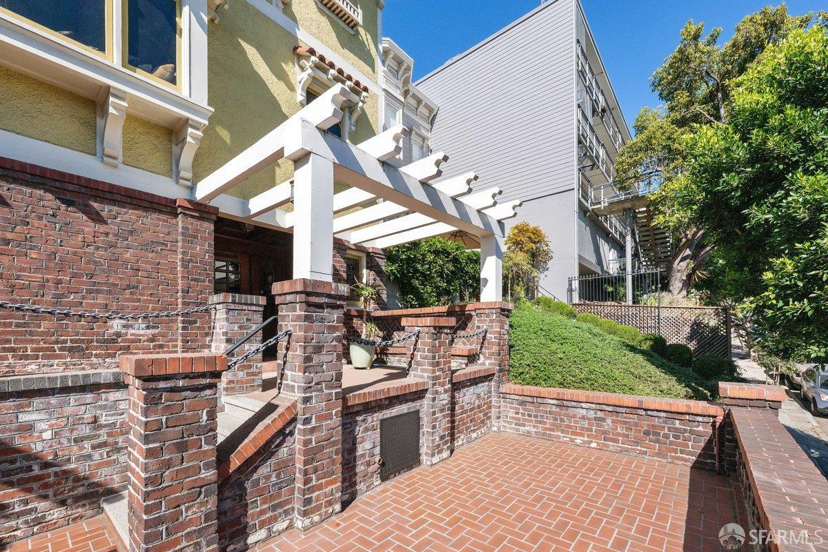 952 Guerrero Street