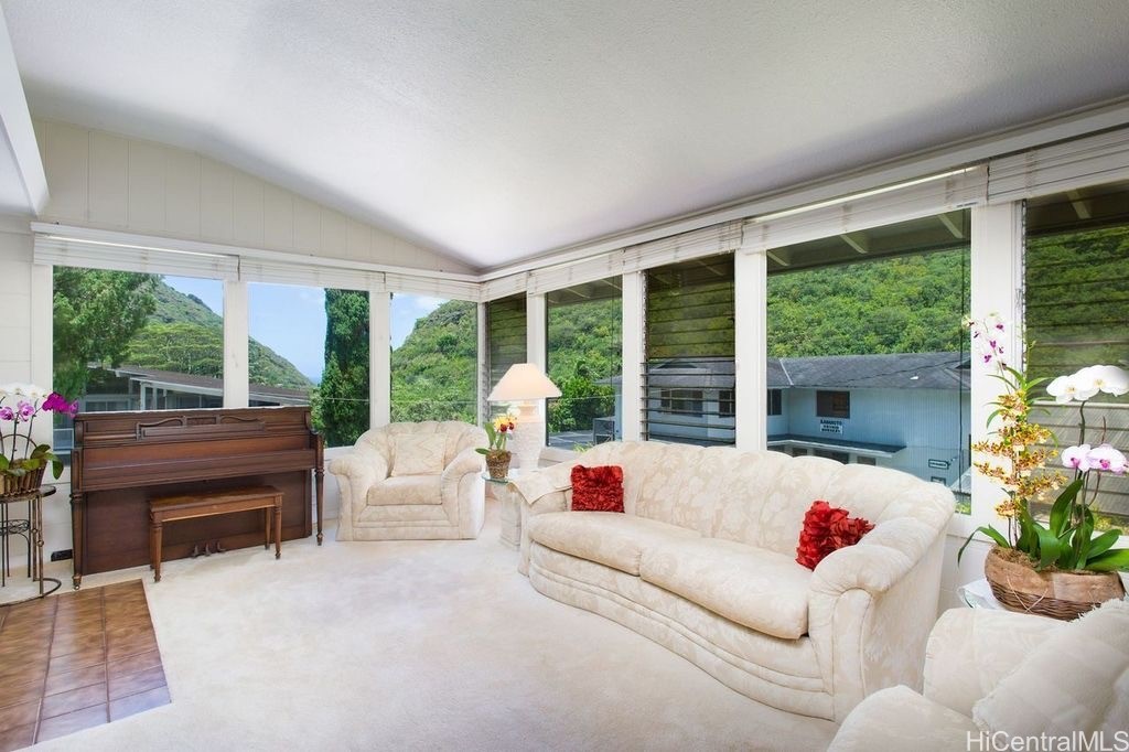 2630 Waiomao Road