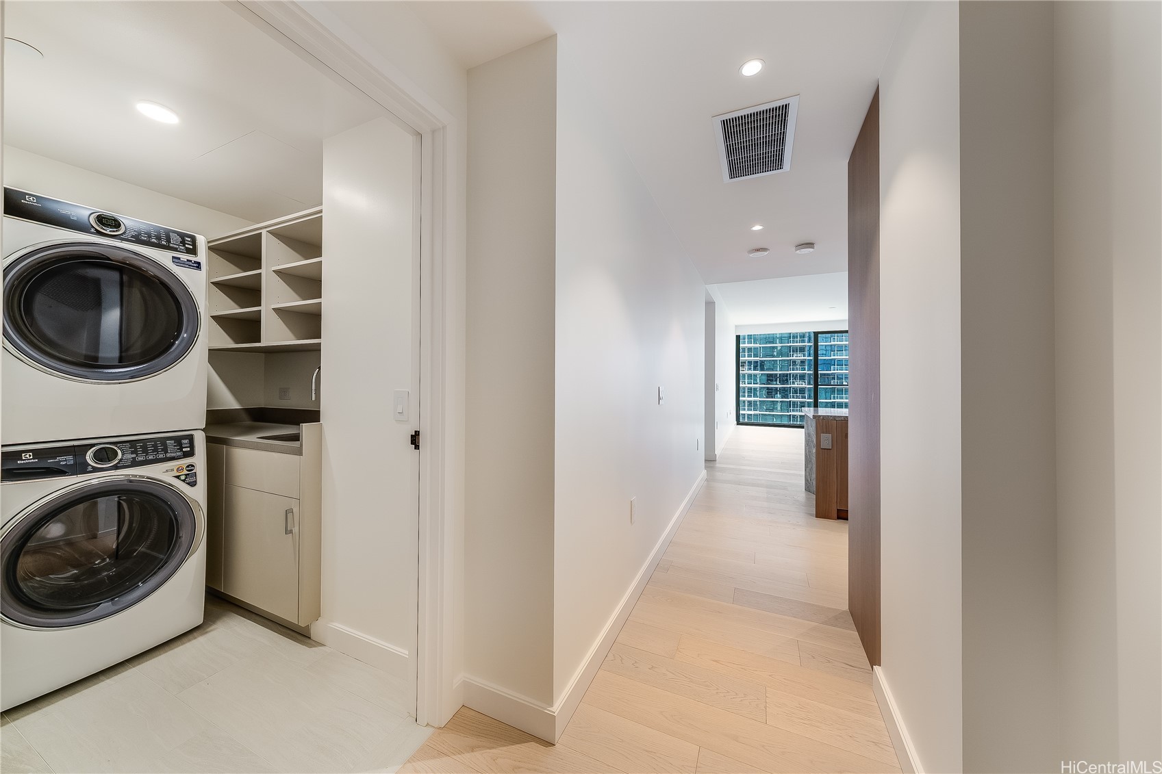 1100 Ala Moana Boulevard 3008
