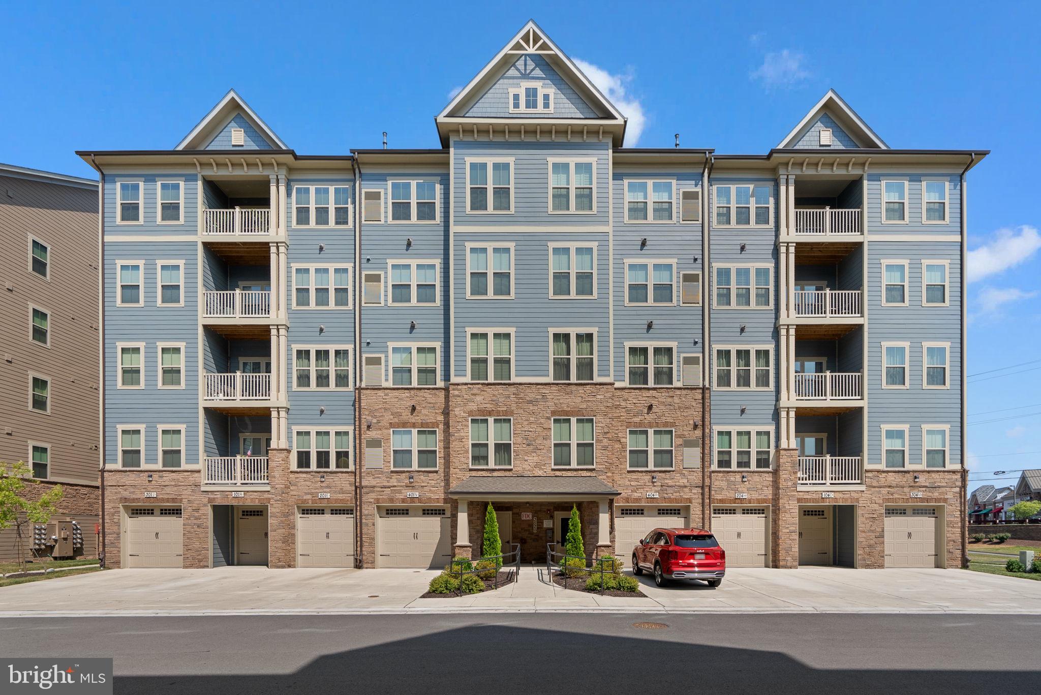 3520 Starlight St #302