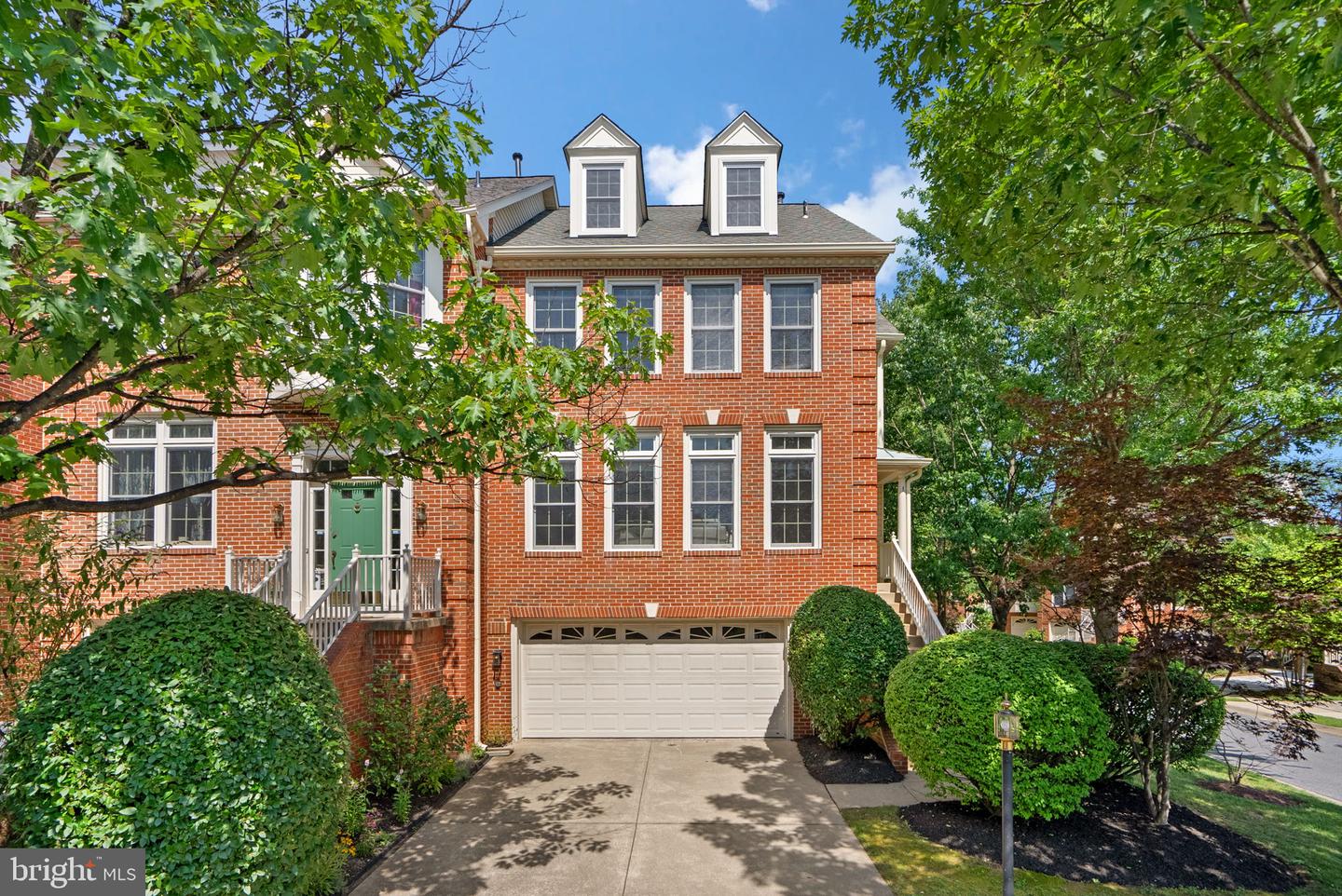 1 Granite Ridge Ct