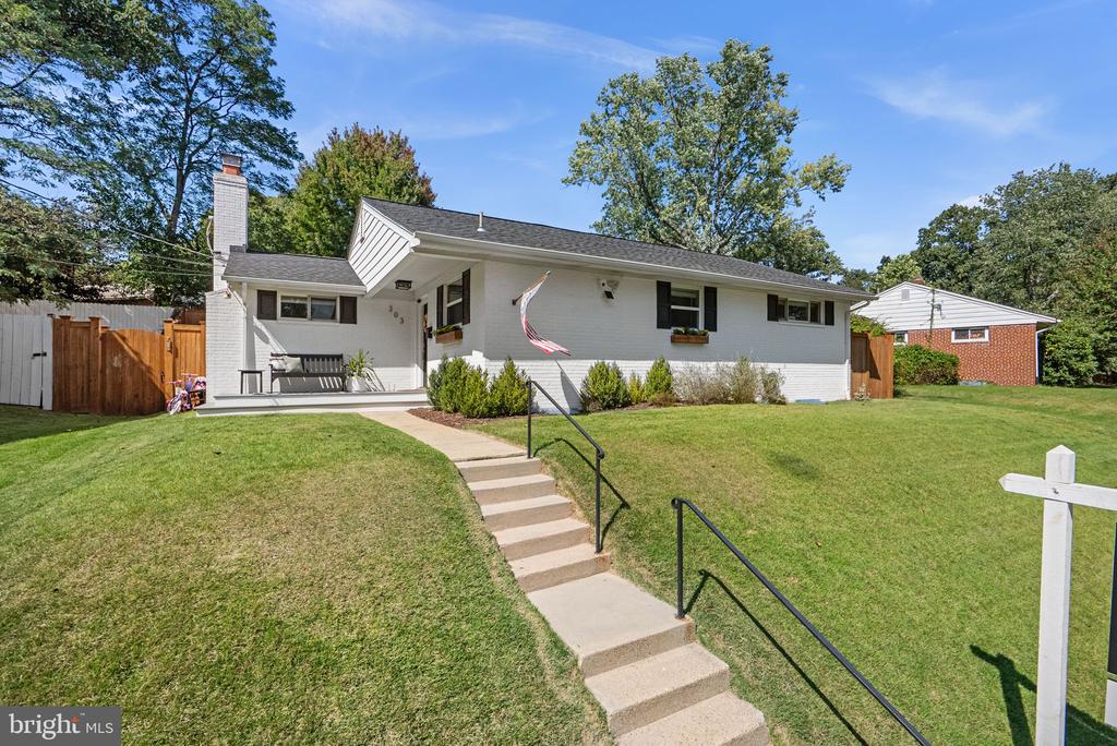 303 BELTON ROAD