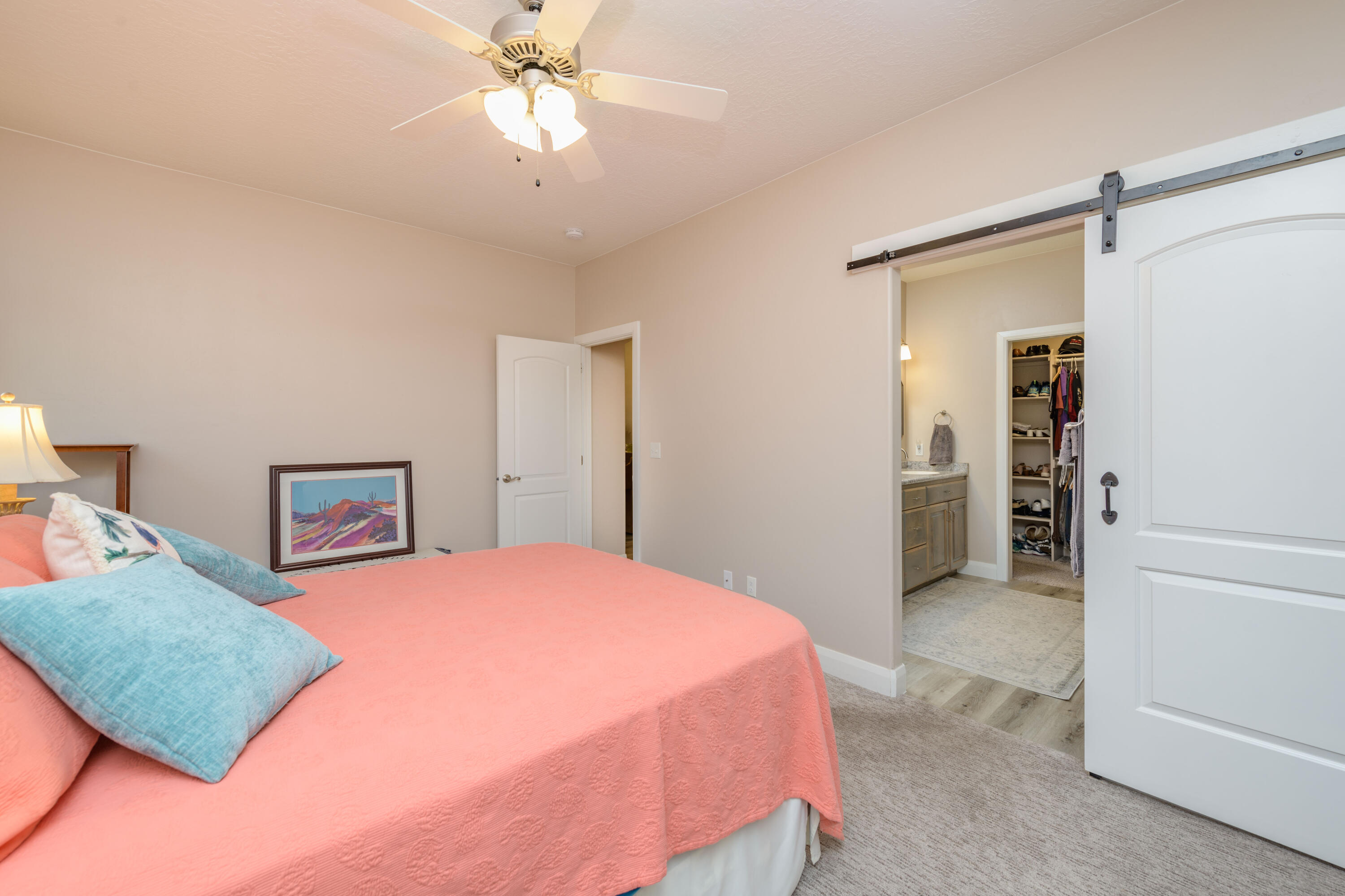 3898 N Driftwood LN