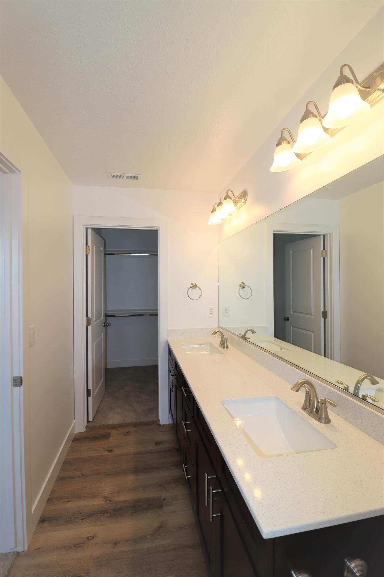 498 W 1225 N, 26