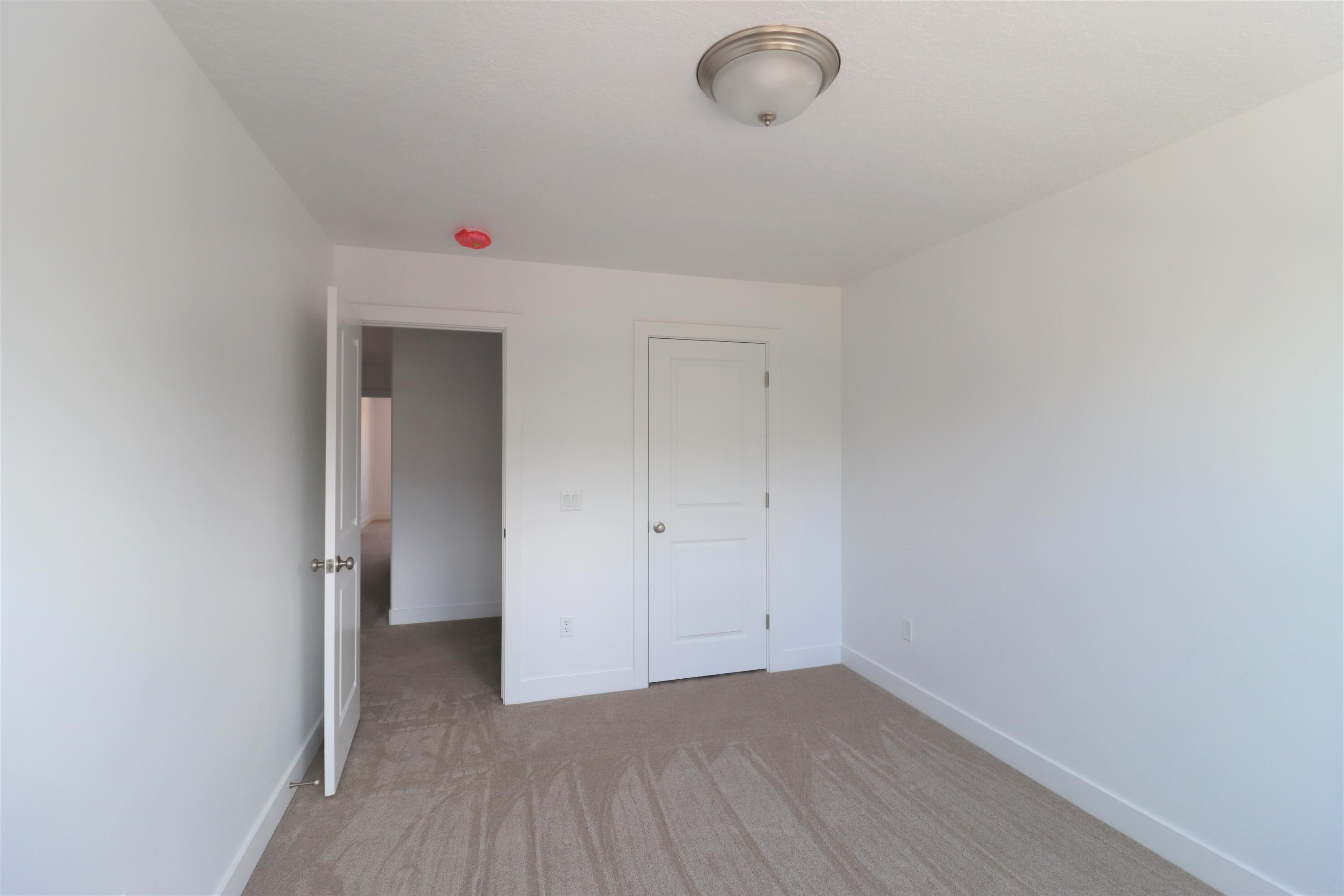 498 W 1225 N, 26