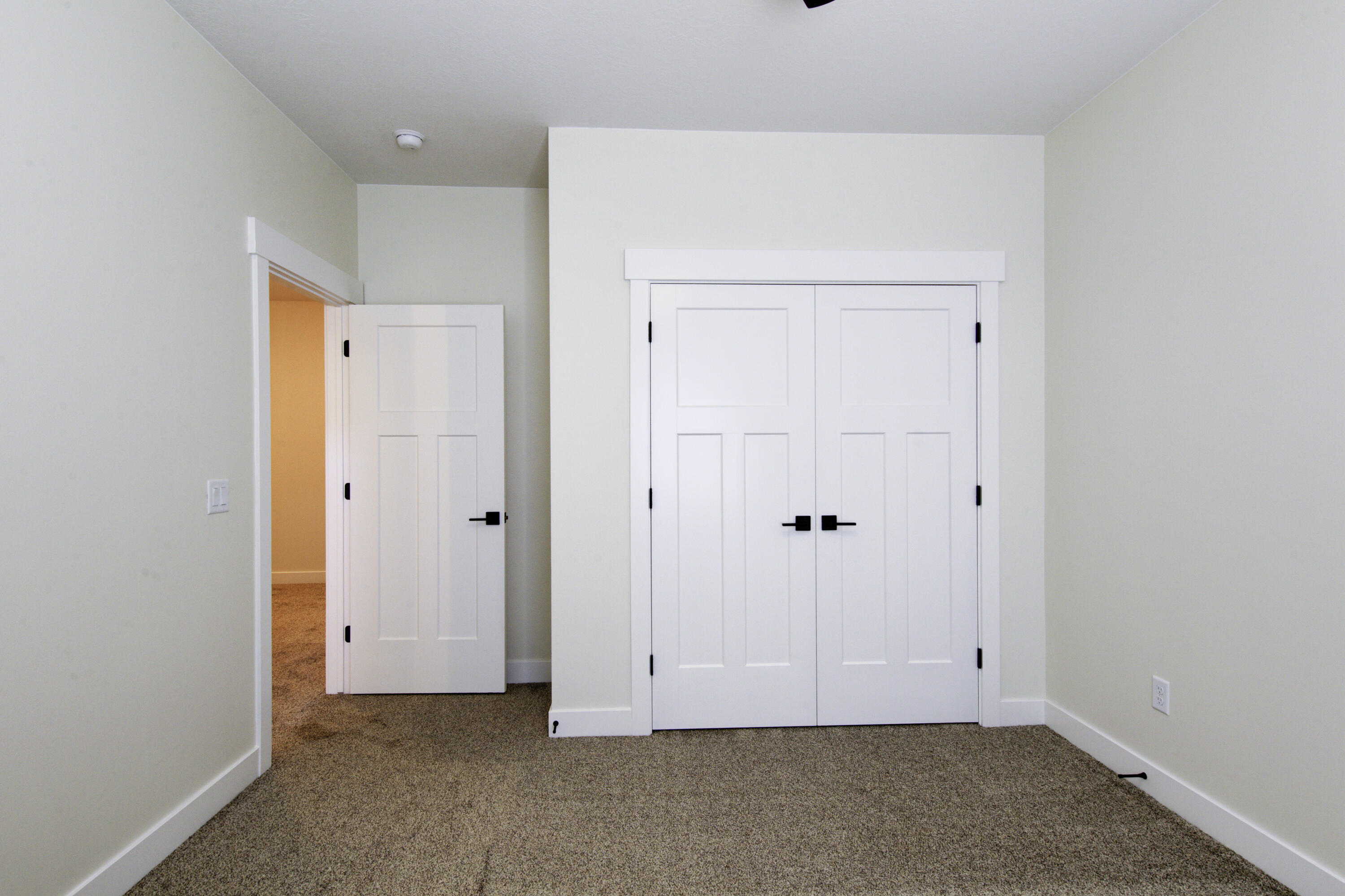 2875 W Cody RD, #50
