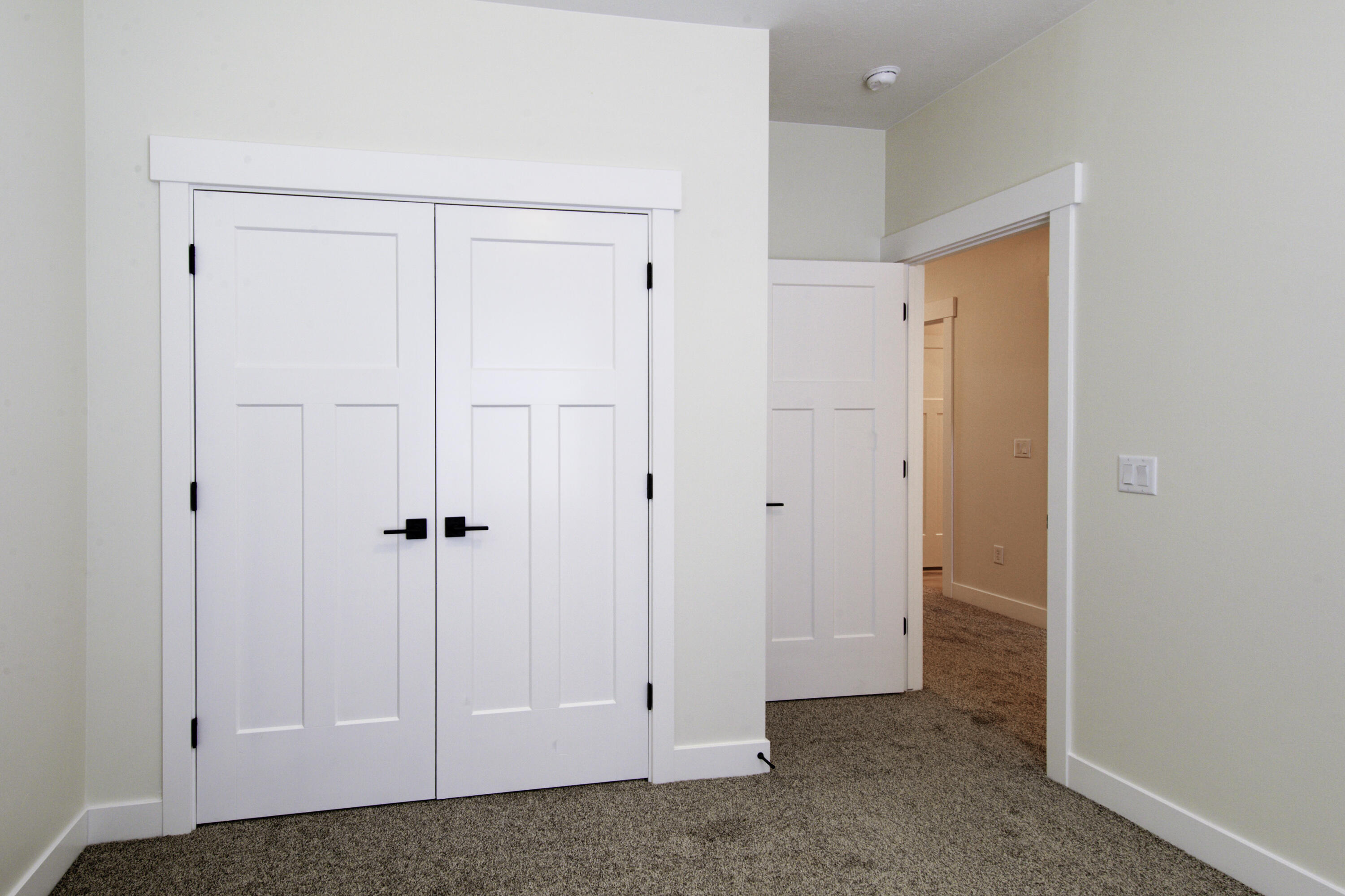 2875 W Cody RD, #50