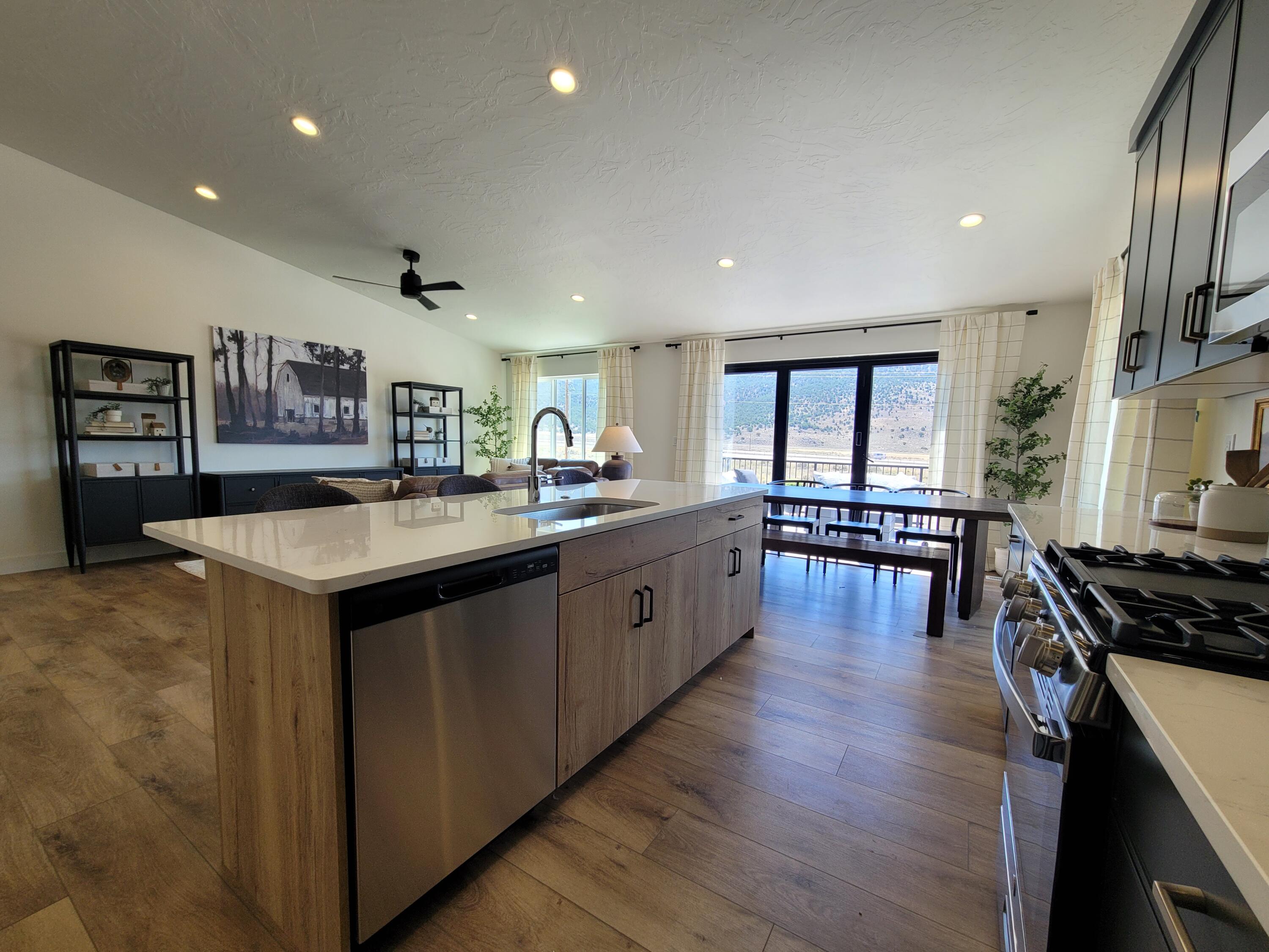 2529 W Black Sage DR
