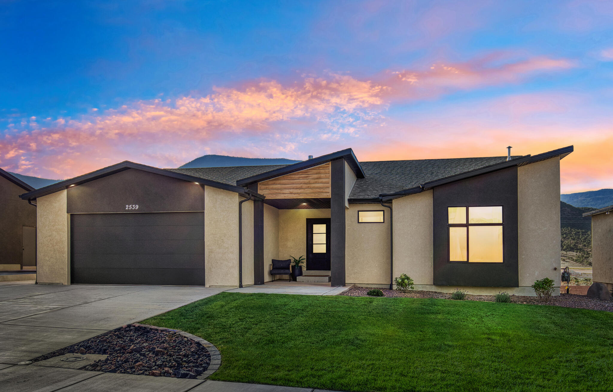 2539 W Black Sage DR