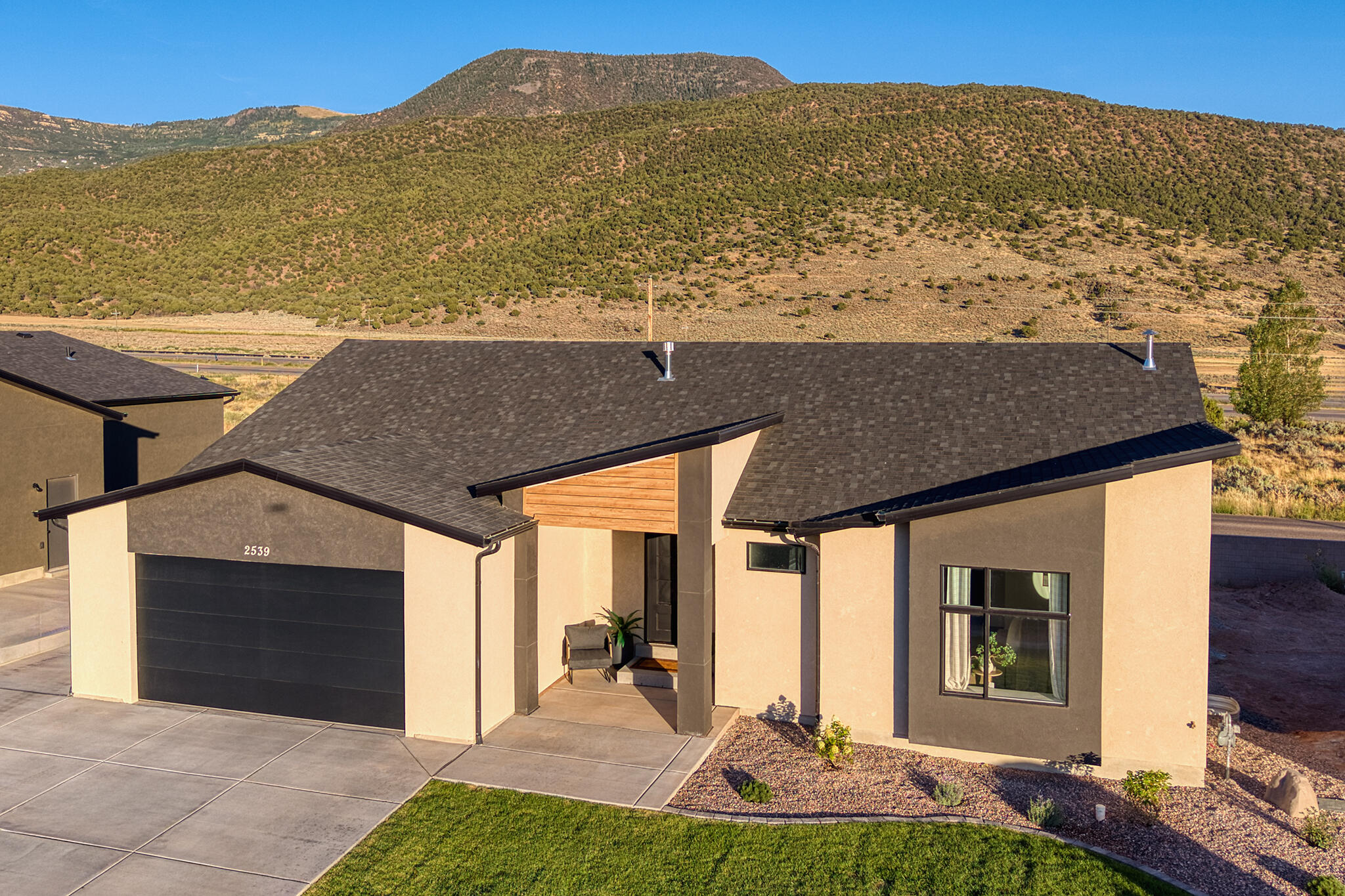 2539 W Black Sage DR