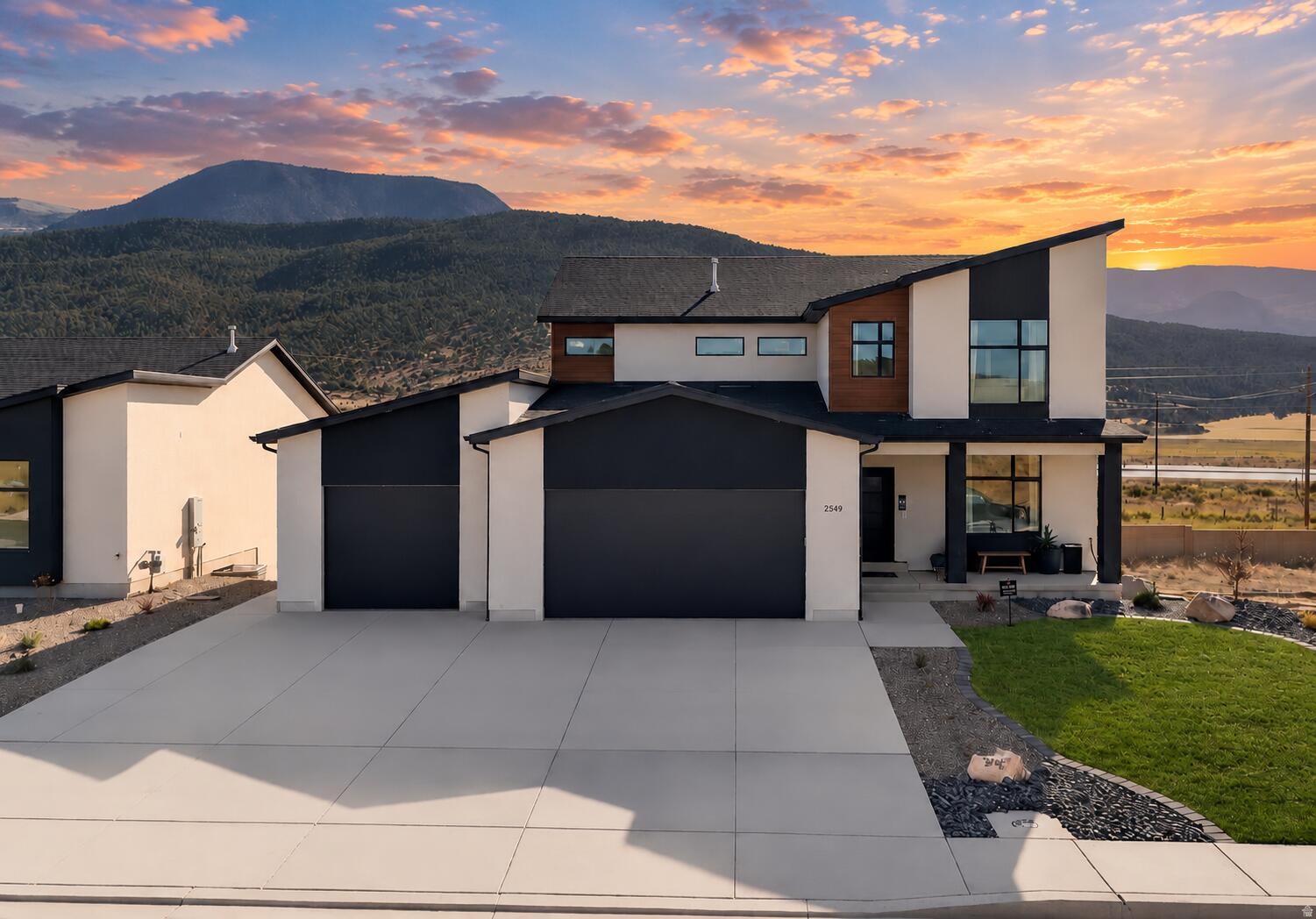 2549 W Black Sage DR