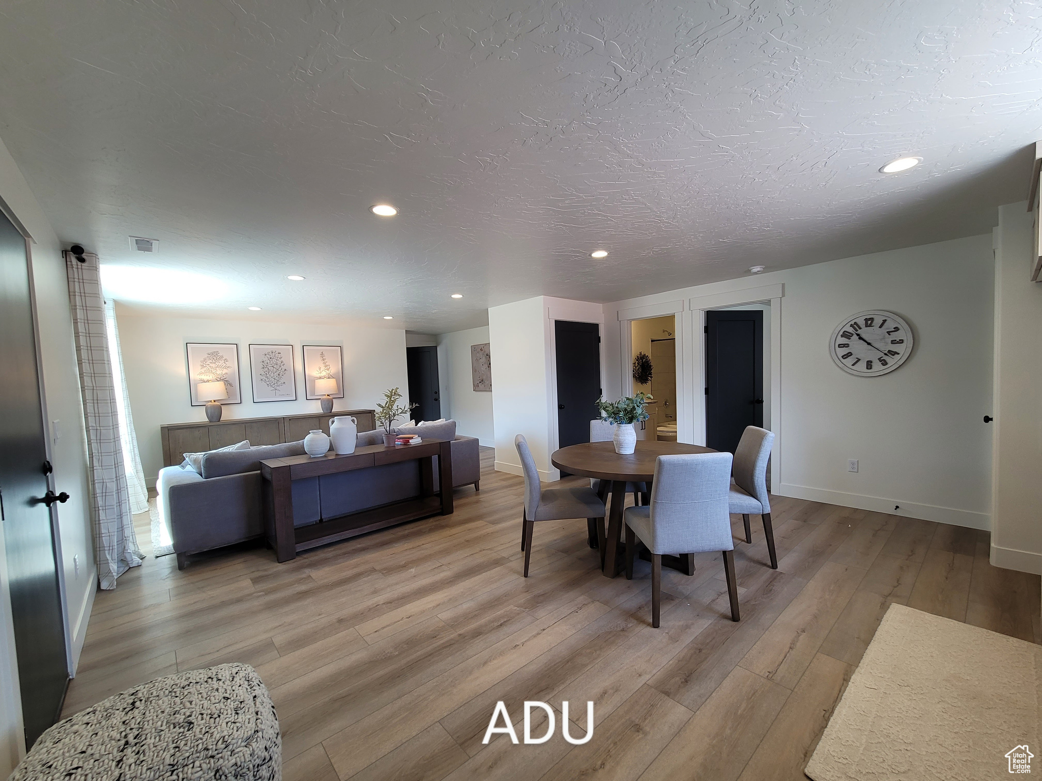 2529 W BLACK SAGE DR