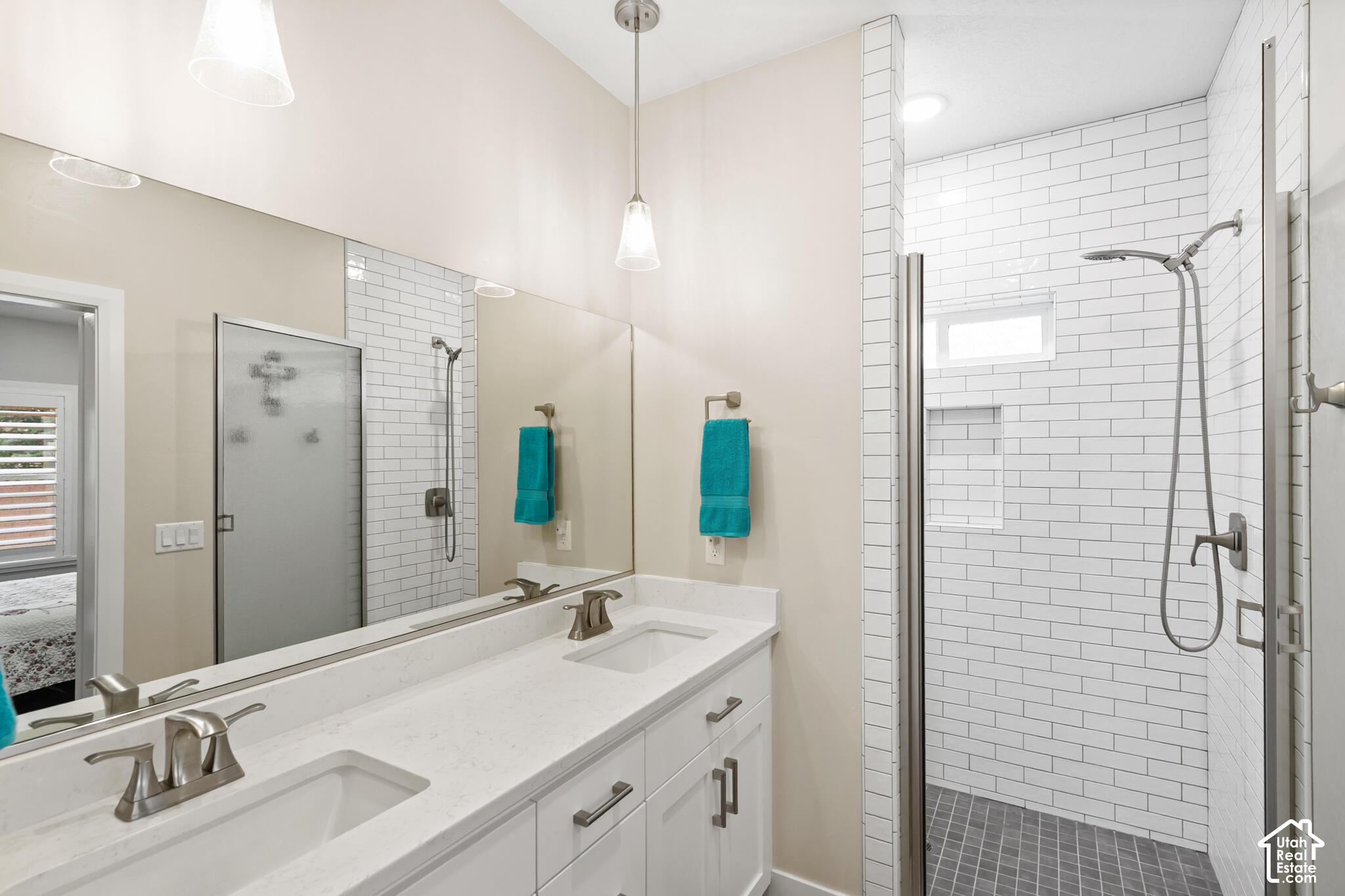 151 N 2875 W