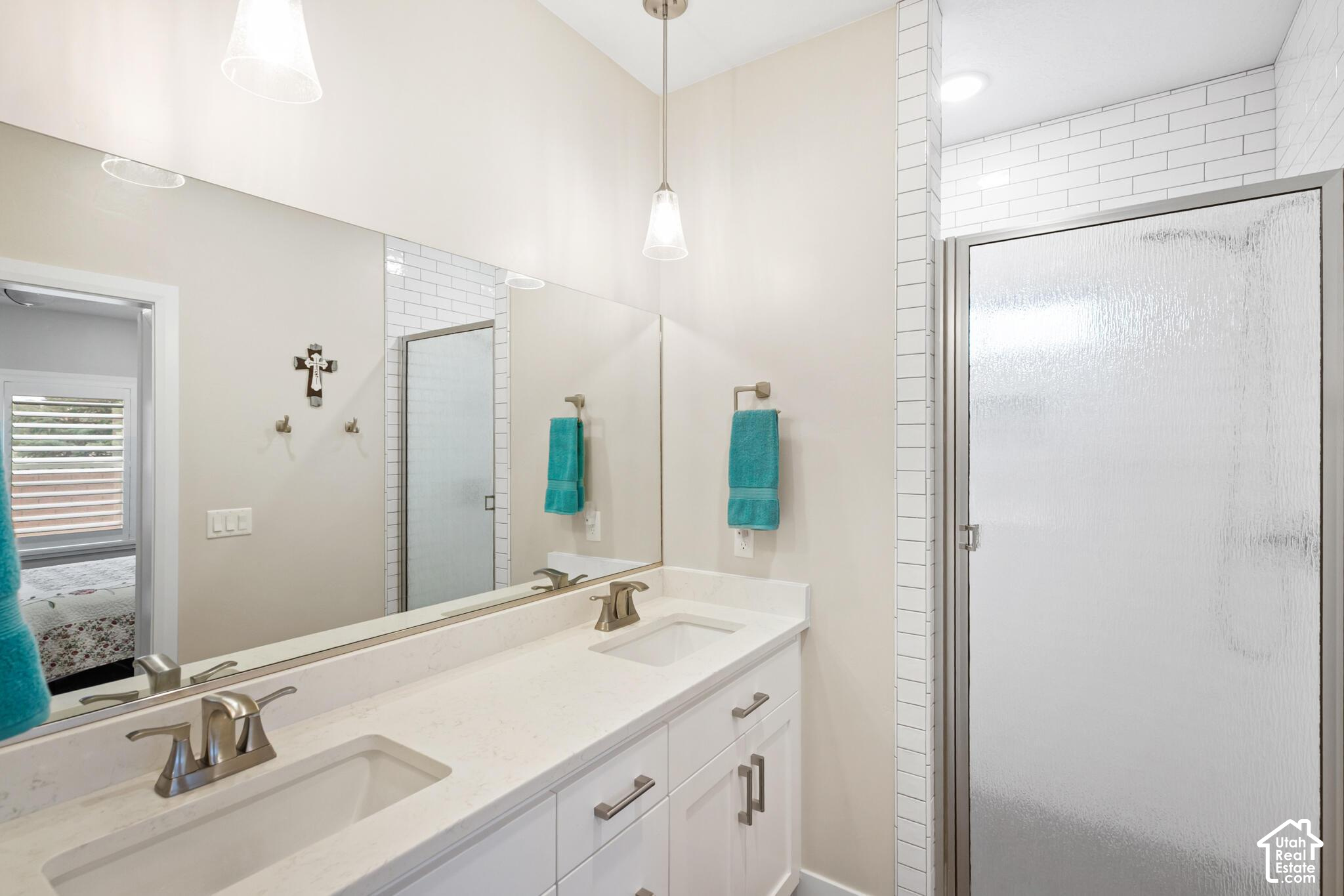 151 N 2875 W