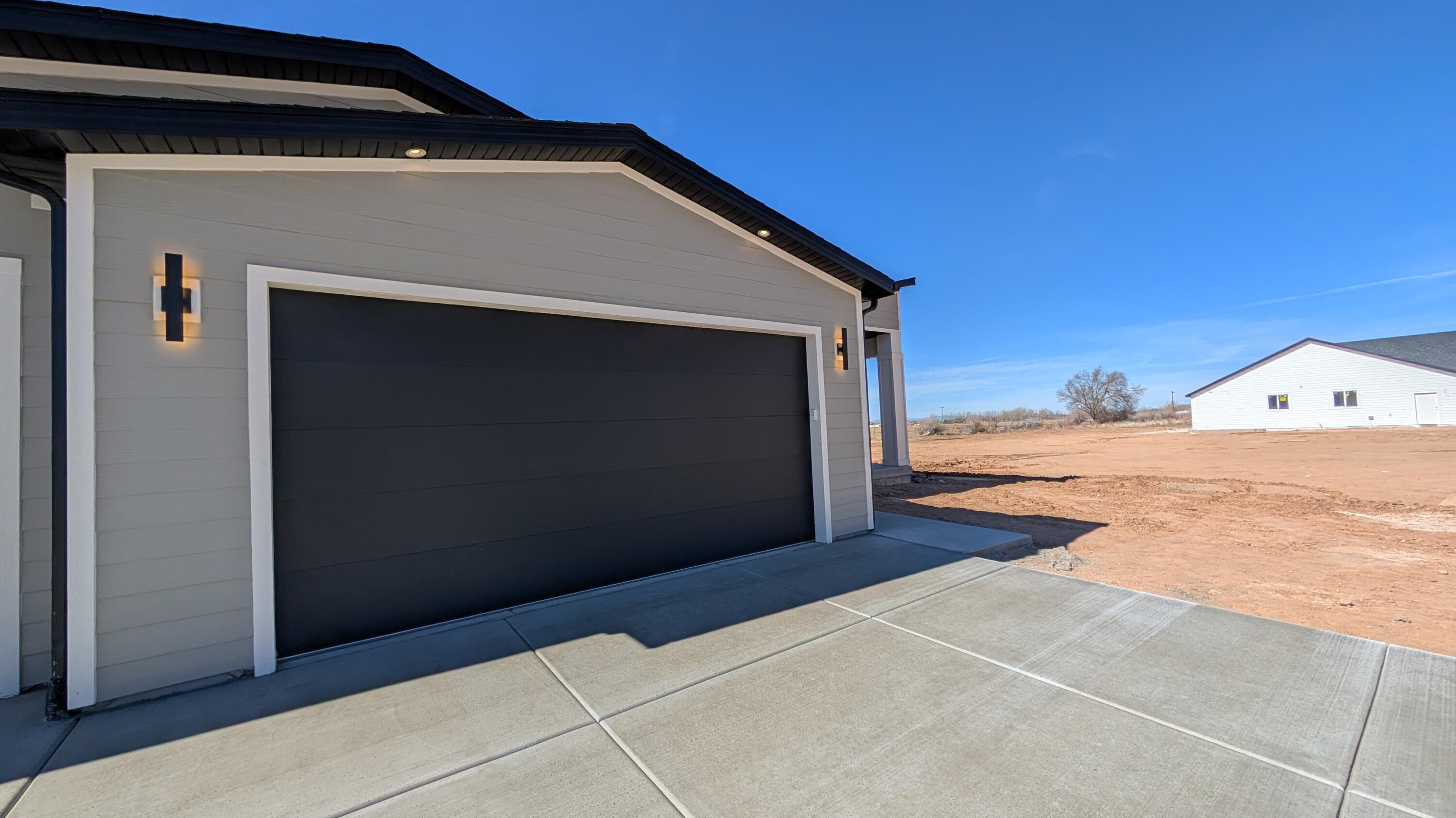3893 N 350 W