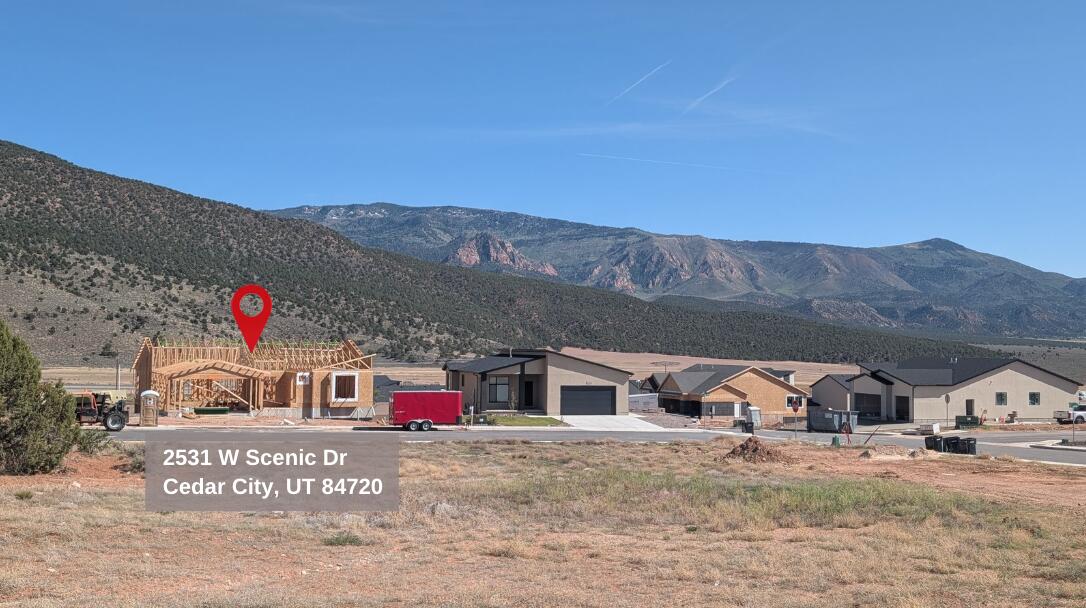 2531 W Scenic DR