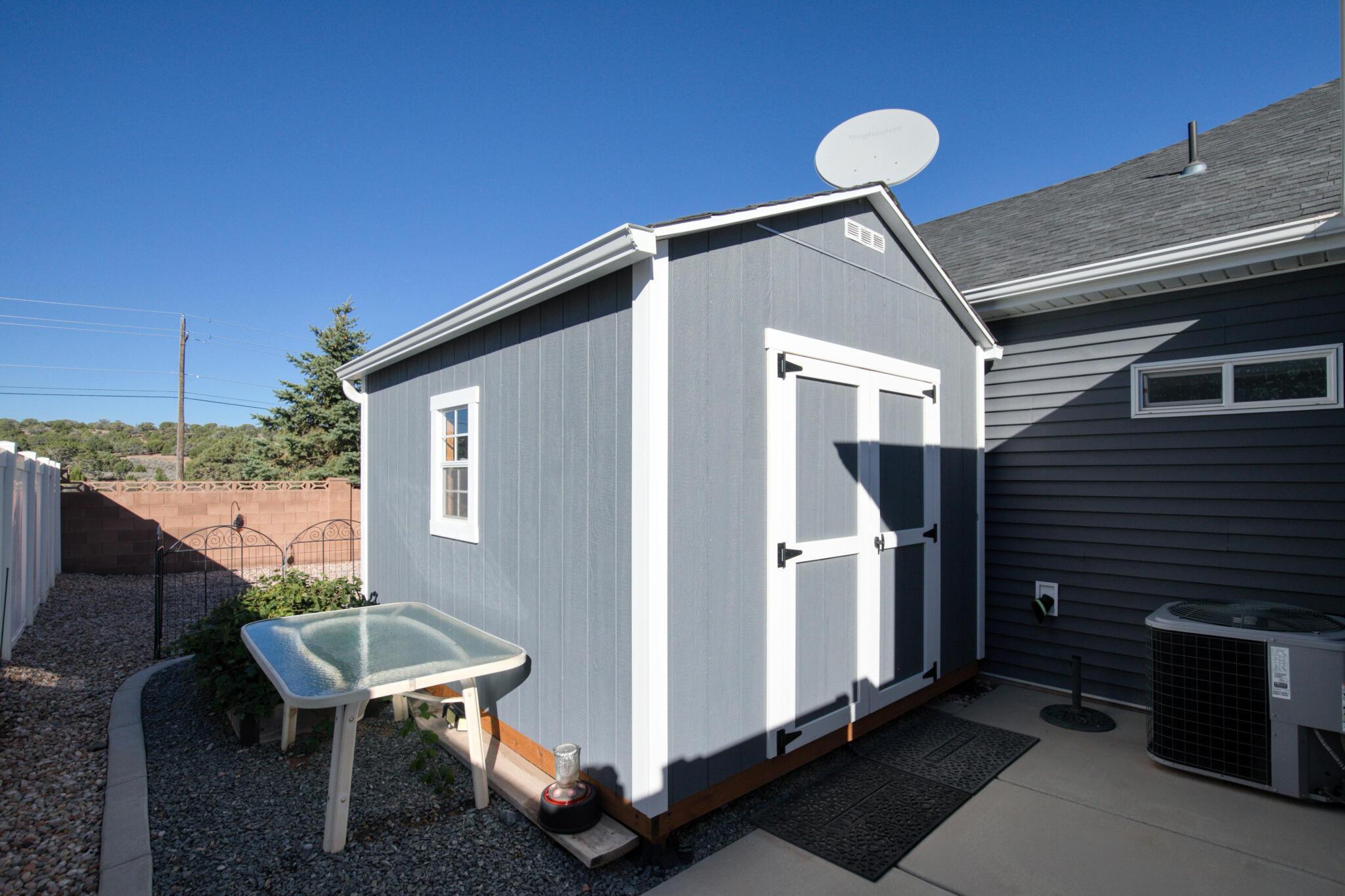 151 N Windsor RD 151 N 2875 W