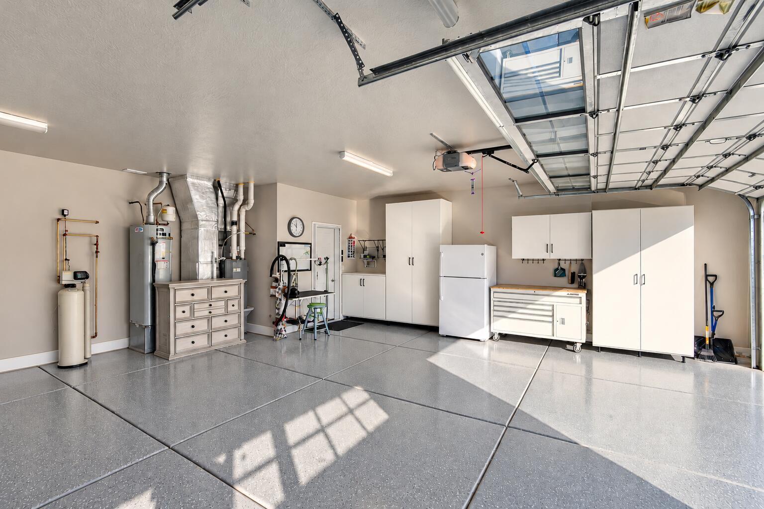 151 N Windsor RD 151 N 2875 W