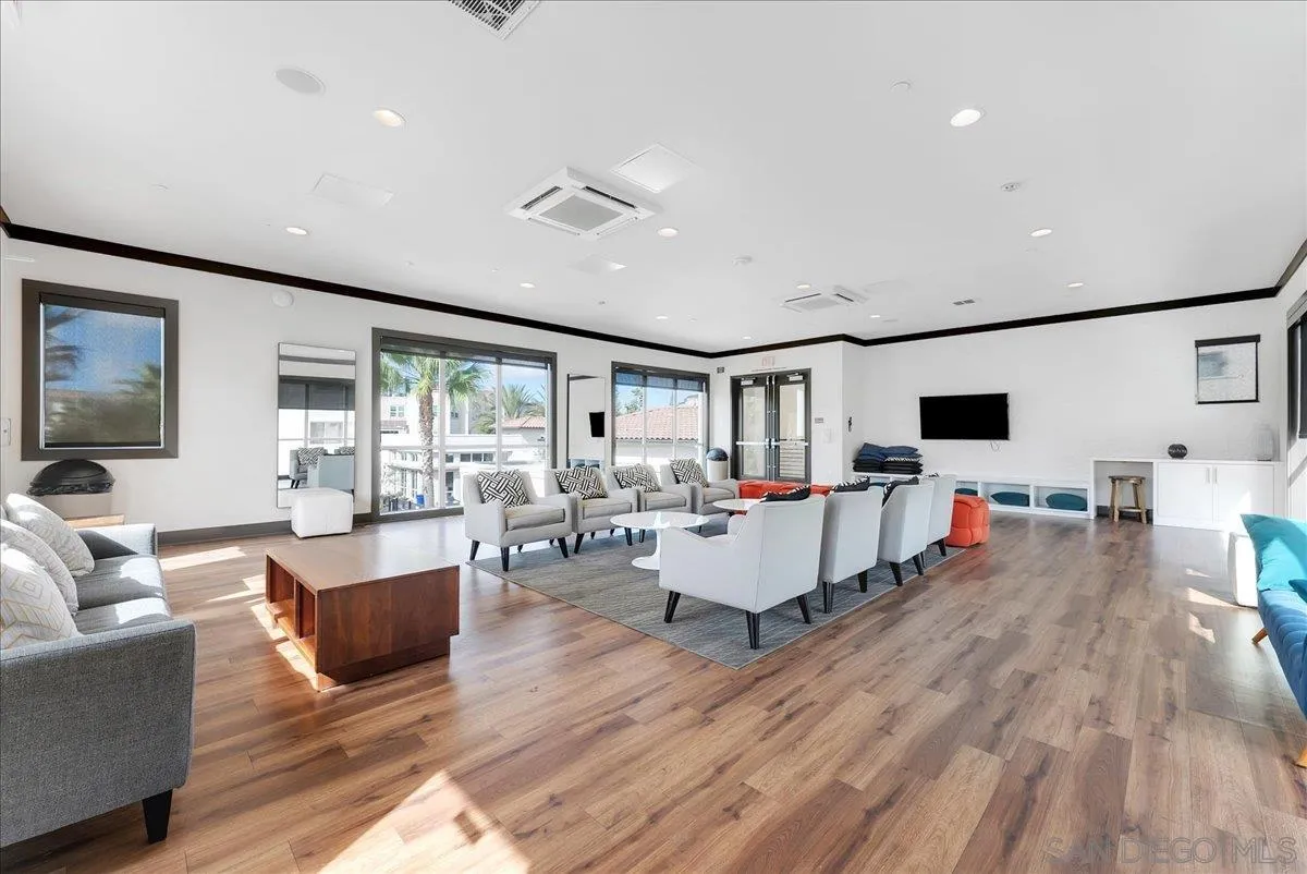 5257 Beachfront Cove Unit 181
