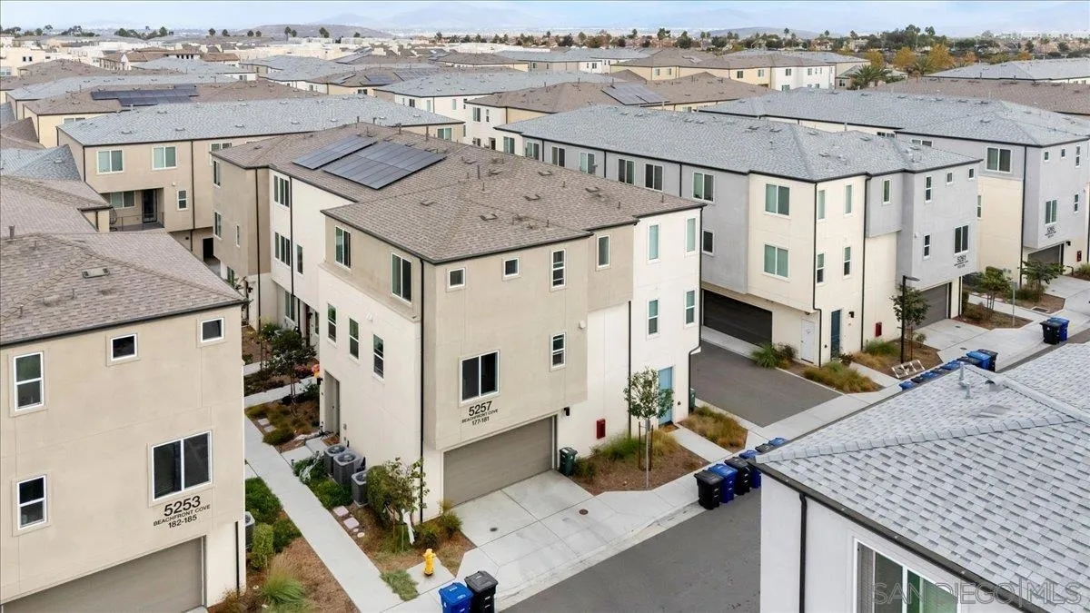 5257 Beachfront Cove Unit 181