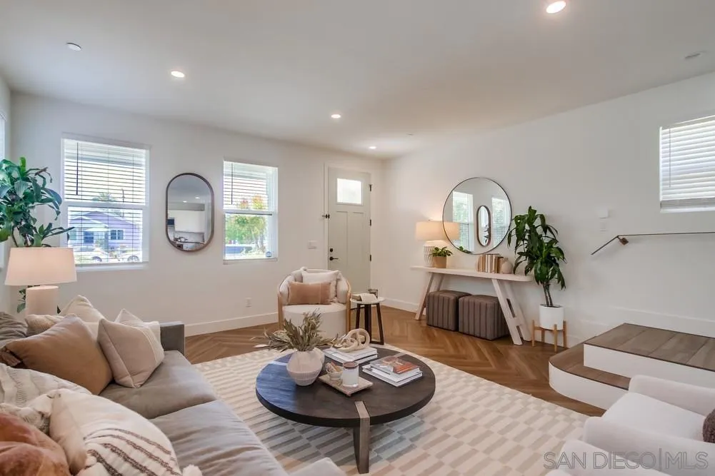5051 Hawley