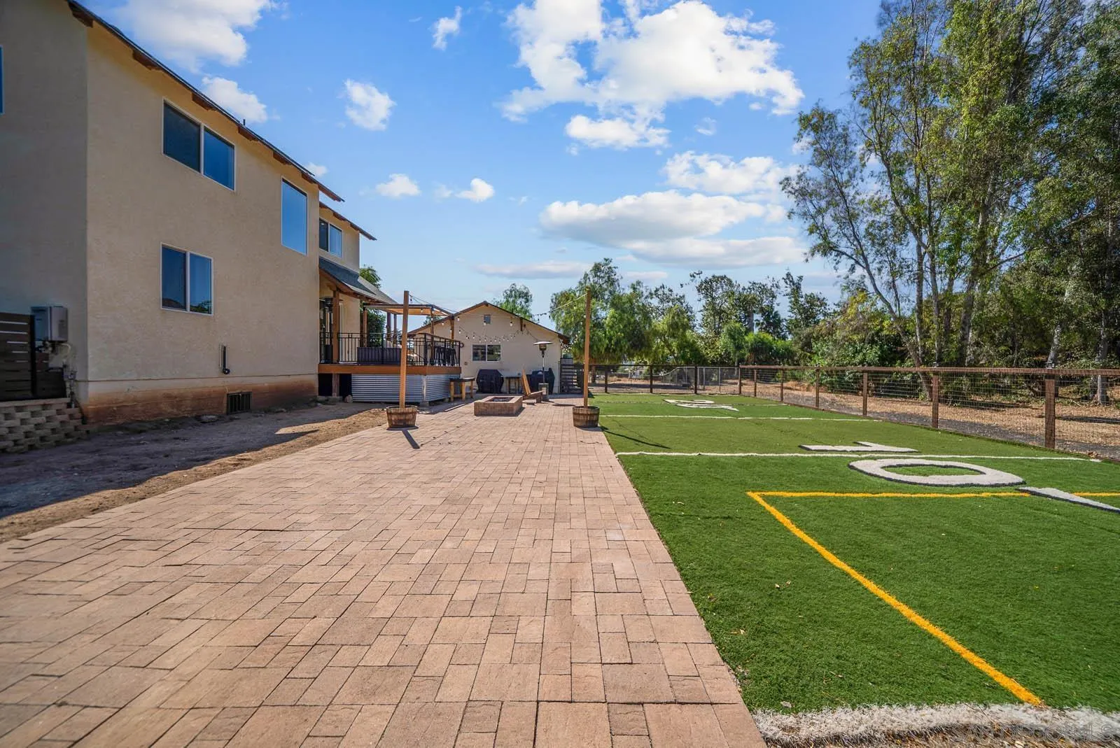 10788 Oak Creek Drive