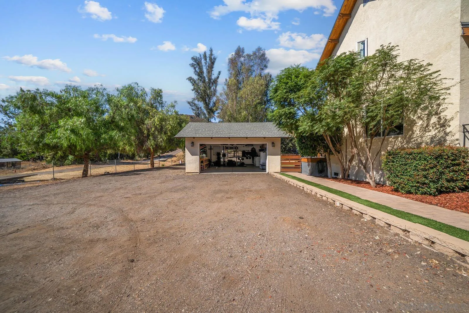 10788 Oak Creek Drive