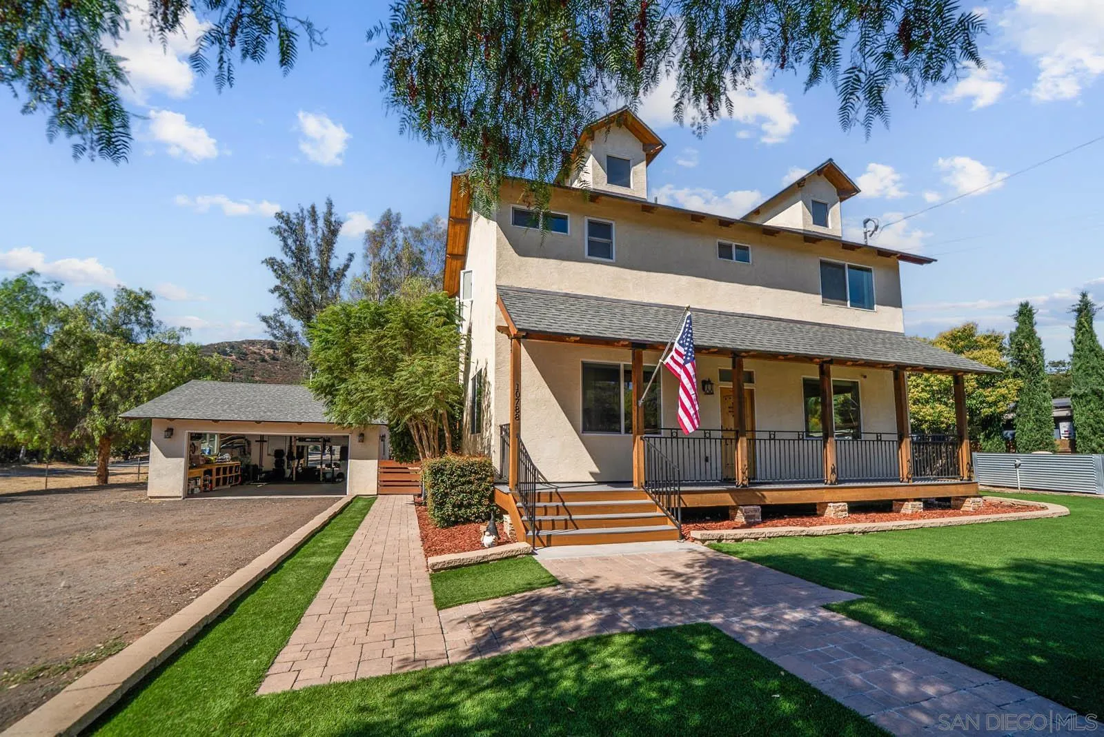 10788 Oak Creek Drive