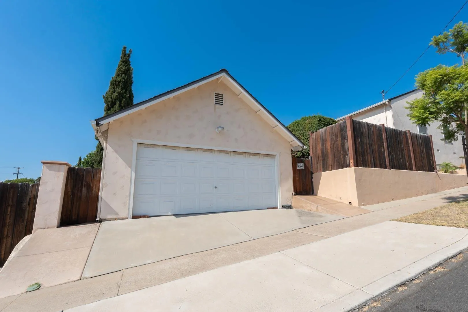4704 Austin Dr