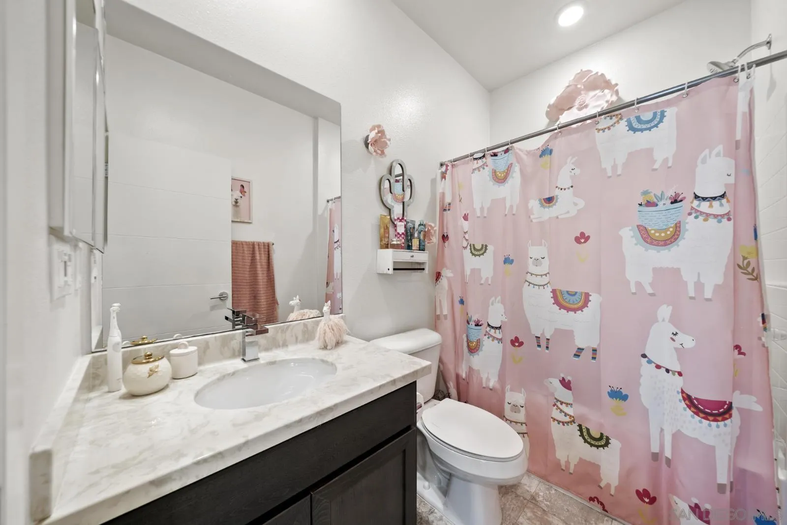 2023 Luzon Ln Unit 2