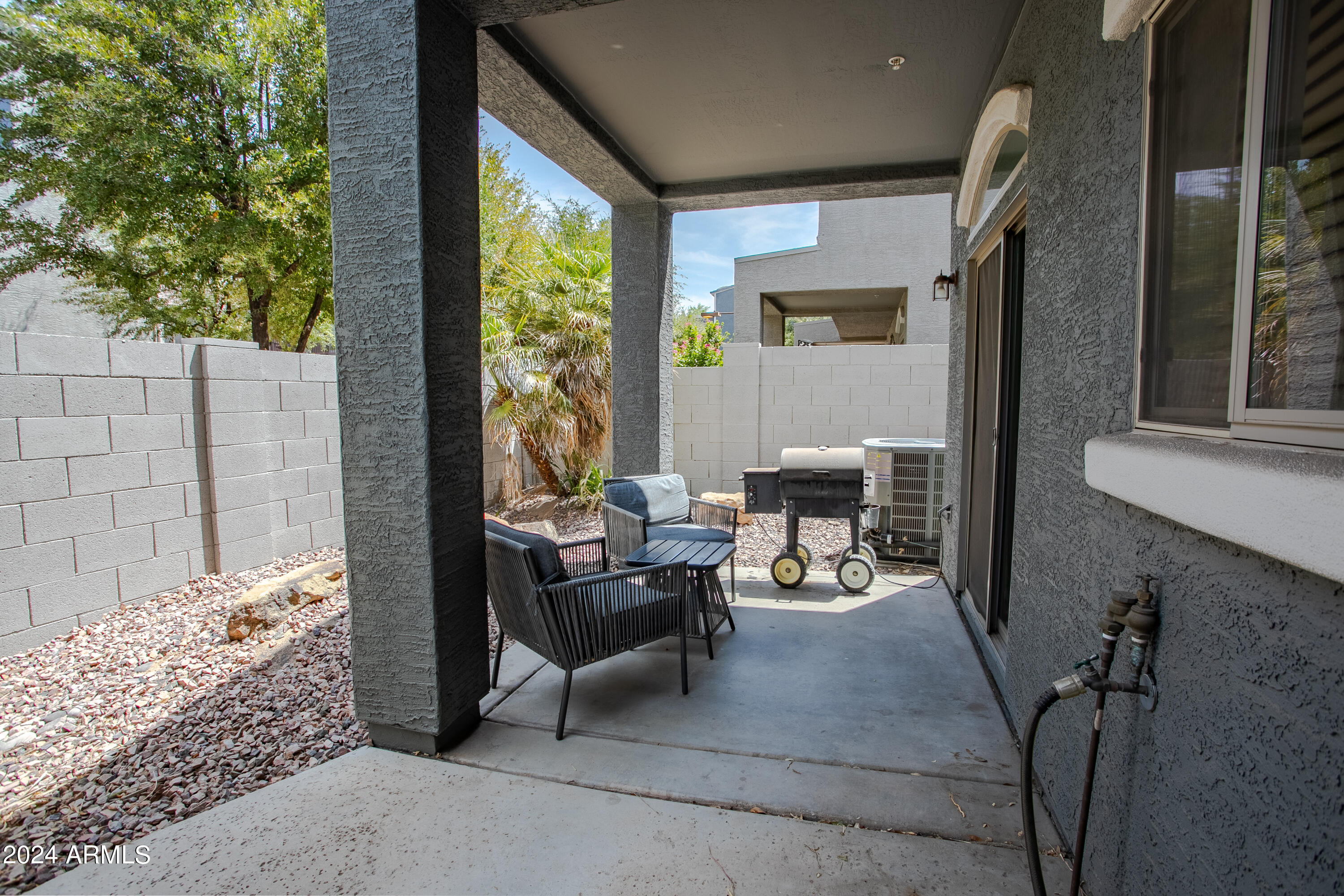 2402 E 5TH Street # 1492