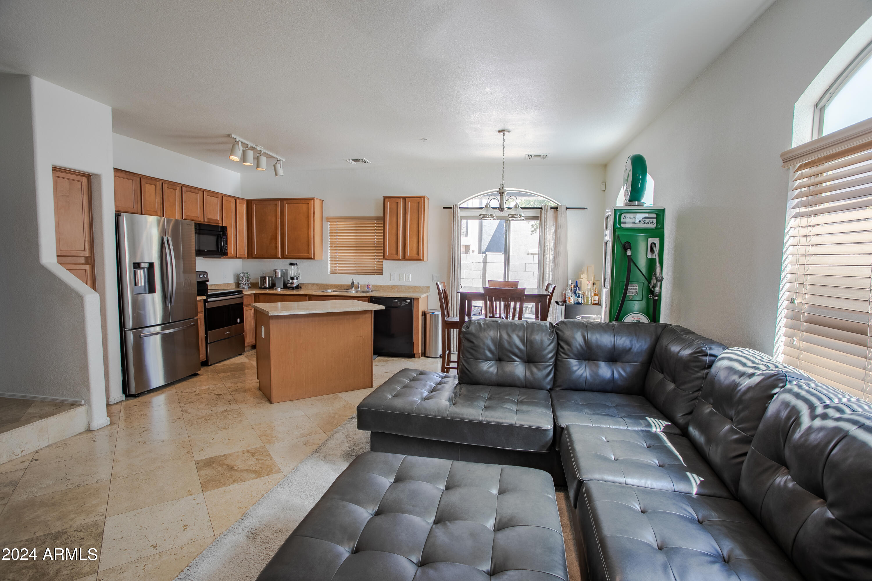 2402 E 5TH Street # 1492