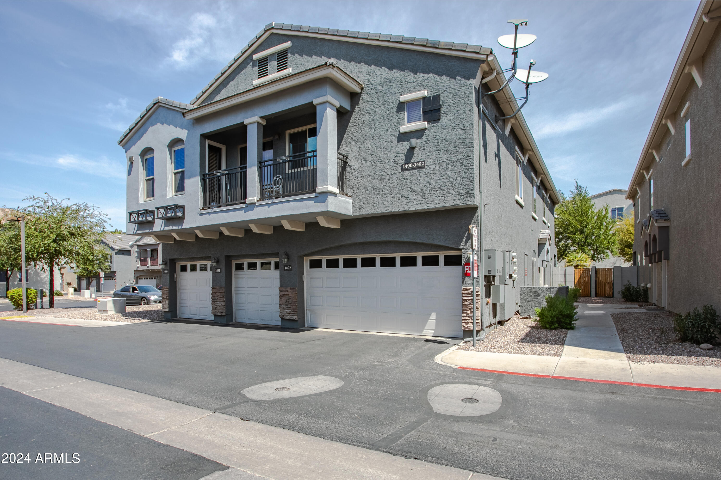 2402 E 5TH Street # 1492
