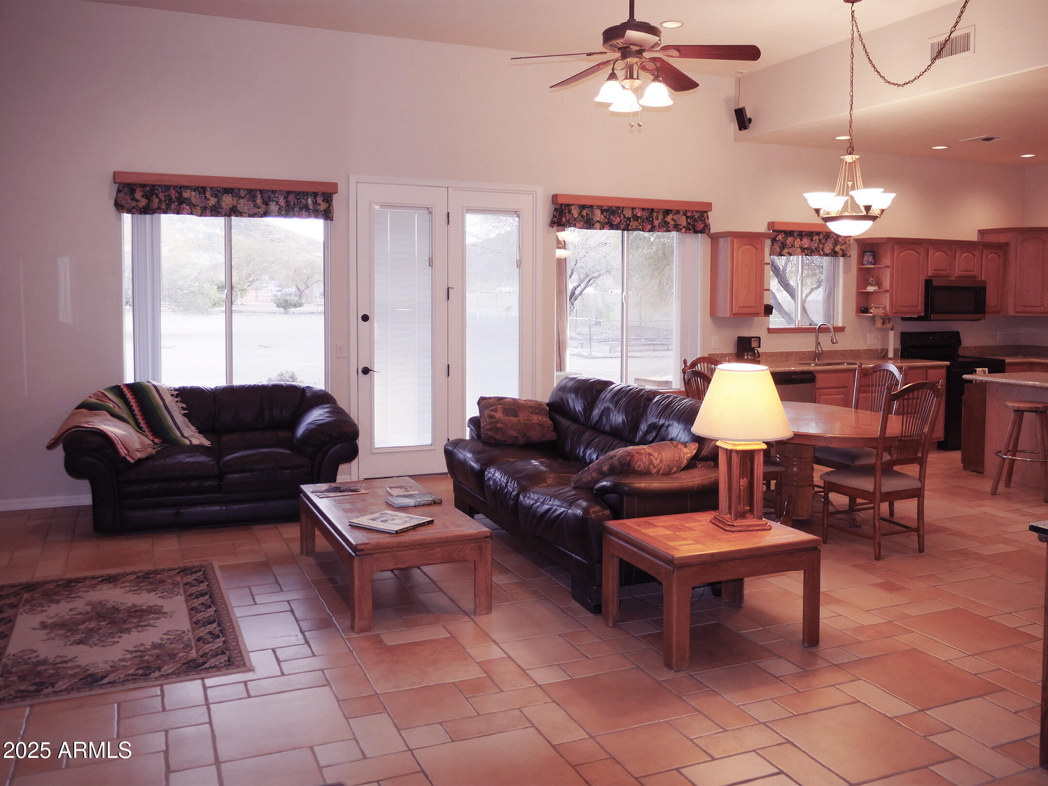 3007 W JORDON Lane