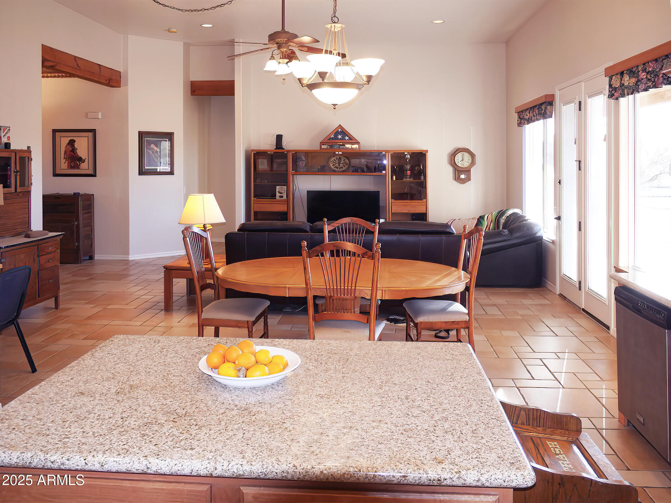 3007 W JORDON Lane