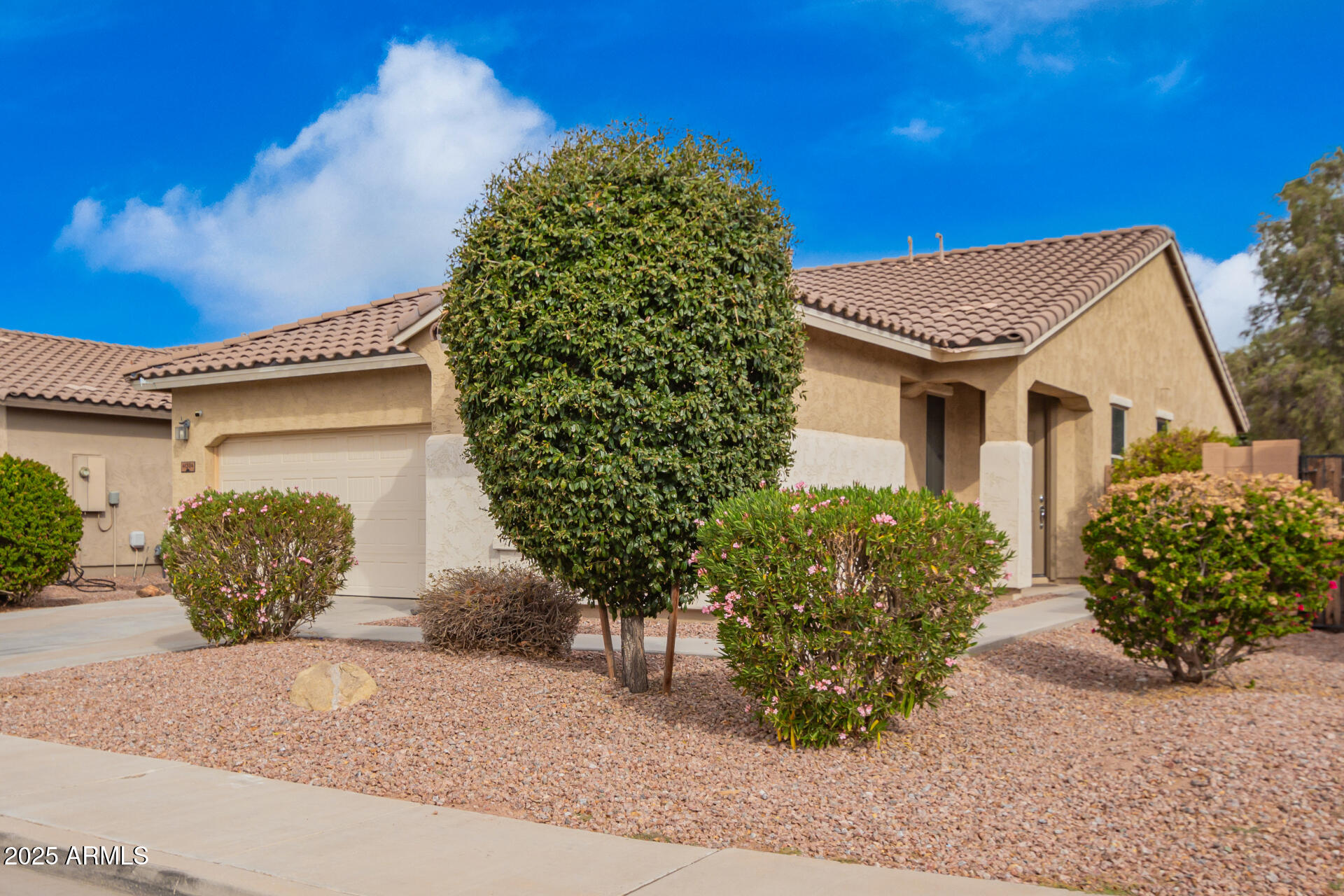 41304 W Rio Bravo Drive