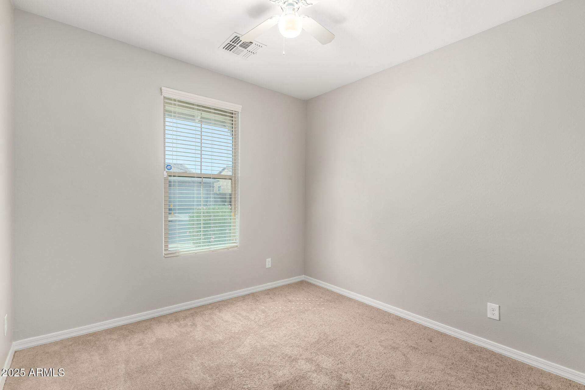 41304 W Rio Bravo Drive